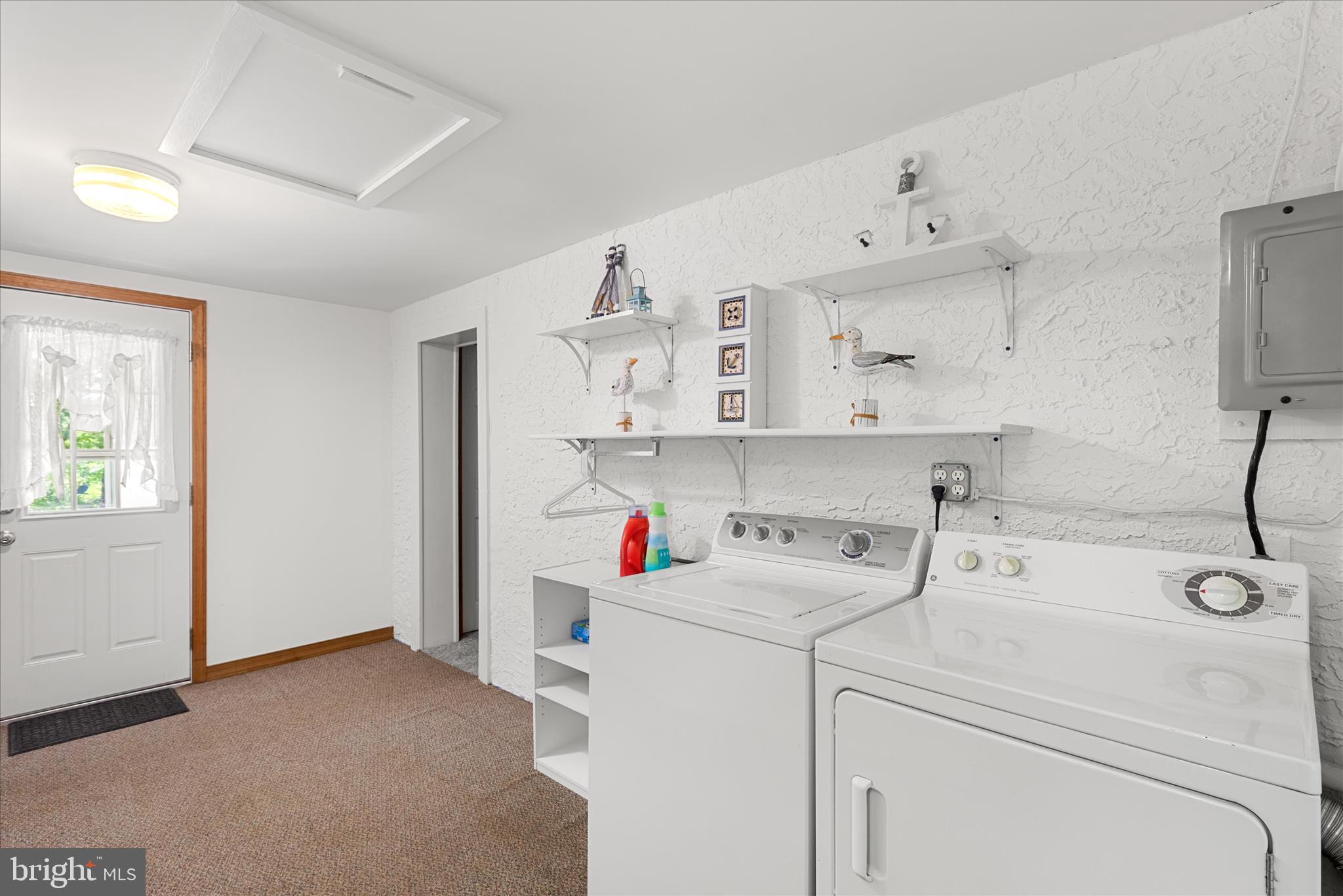 MILLINGTON - Residential