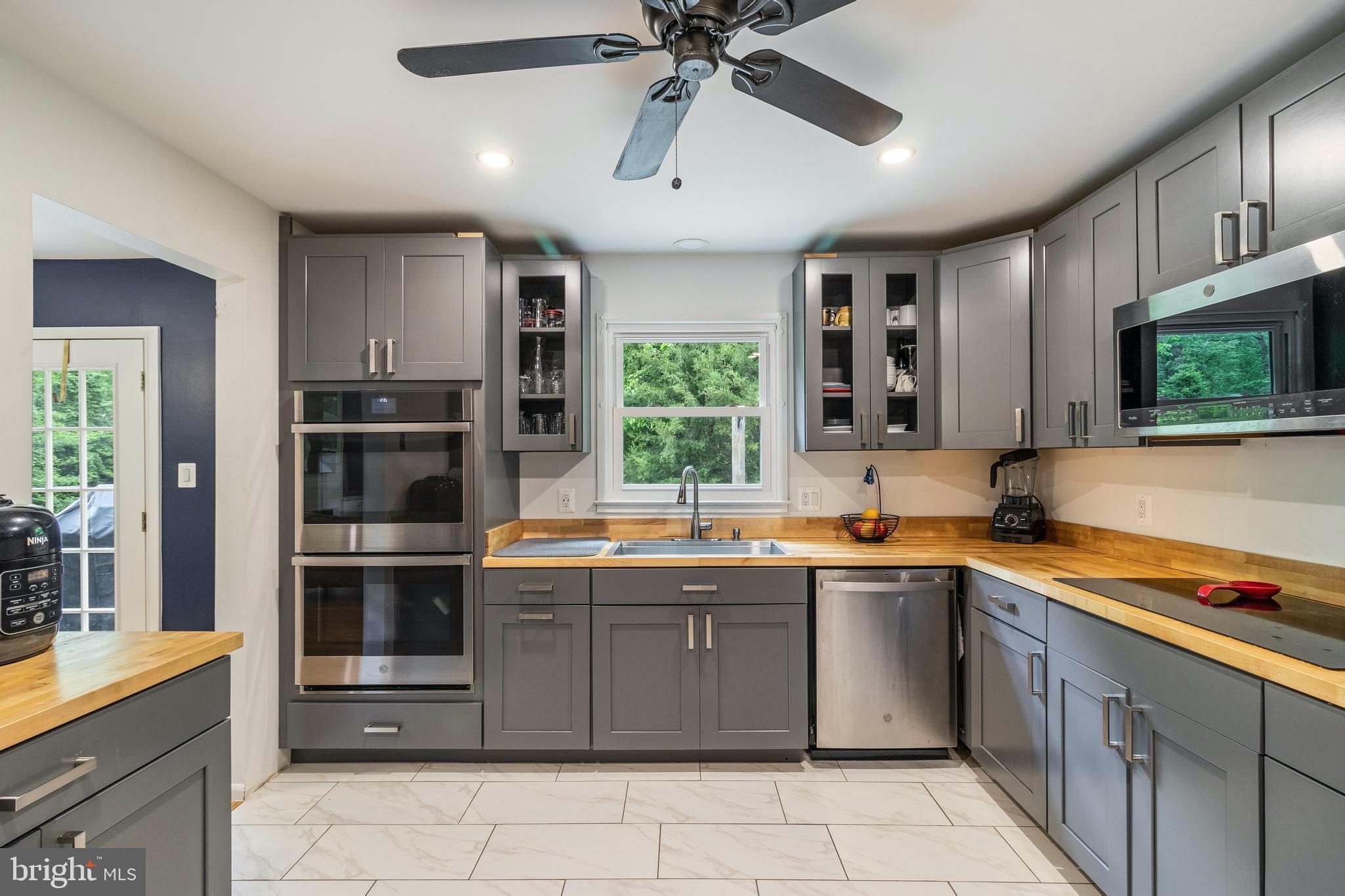 COLUMBIA PARK - Residential