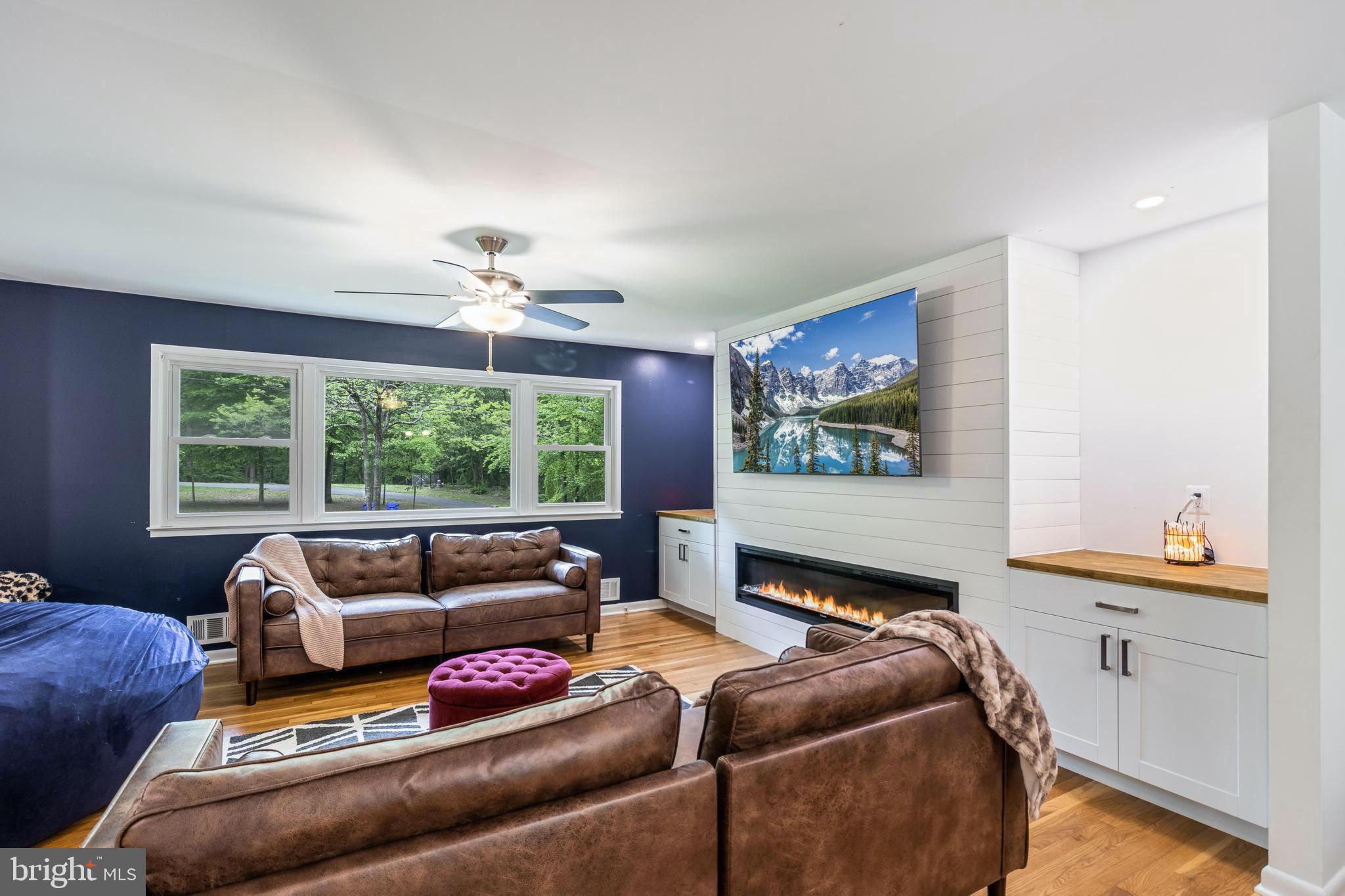 COLUMBIA PARK - Residential