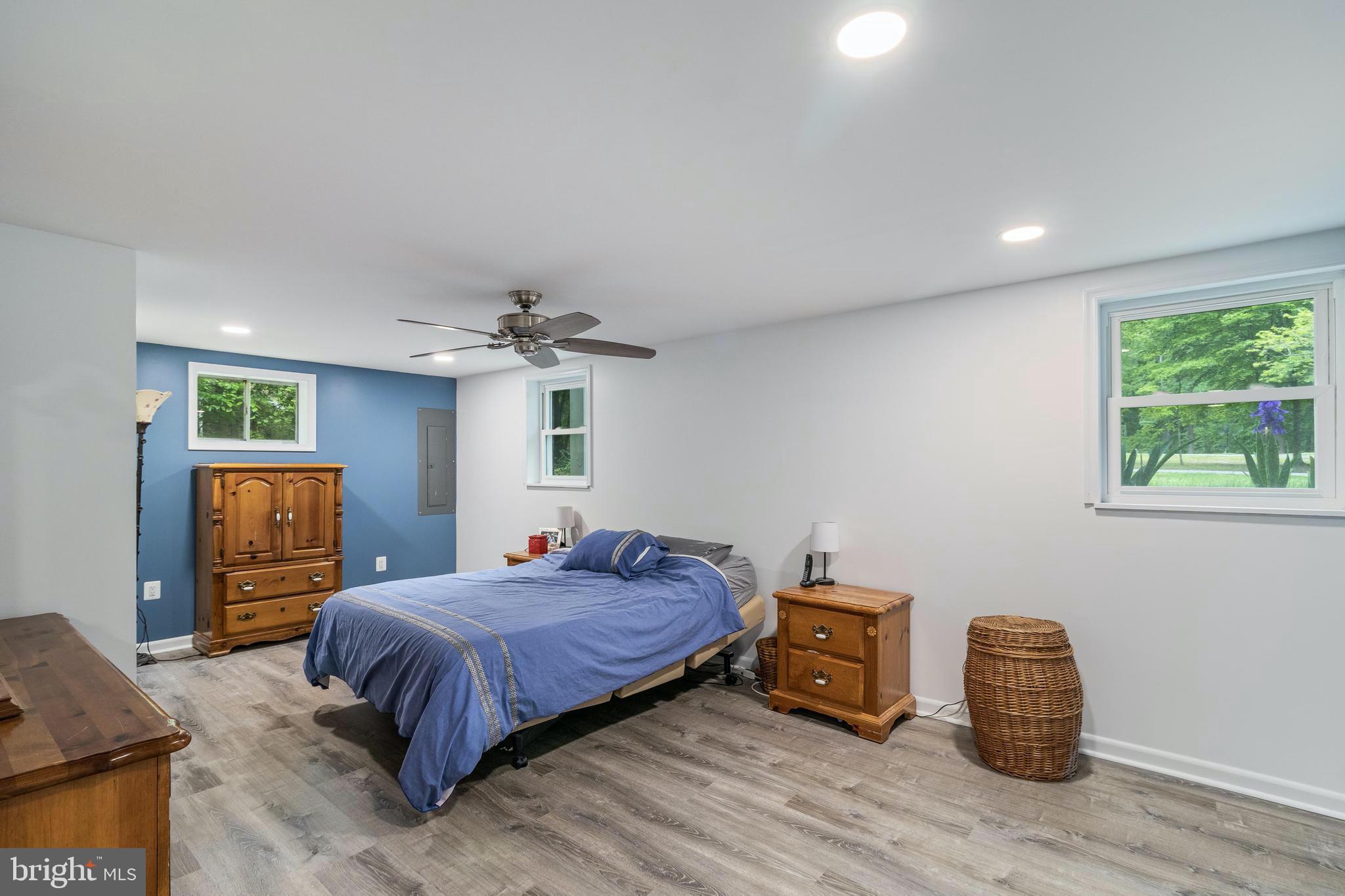 COLUMBIA PARK - Residential