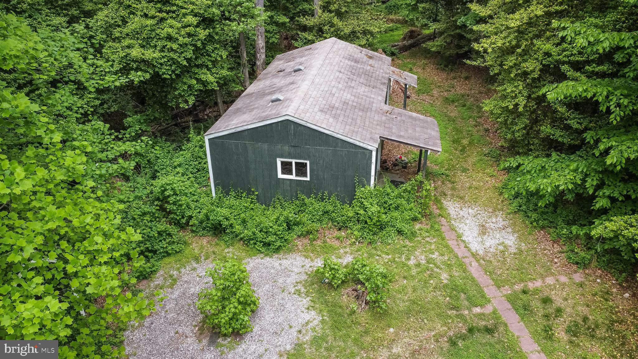 COLUMBIA PARK - Residential