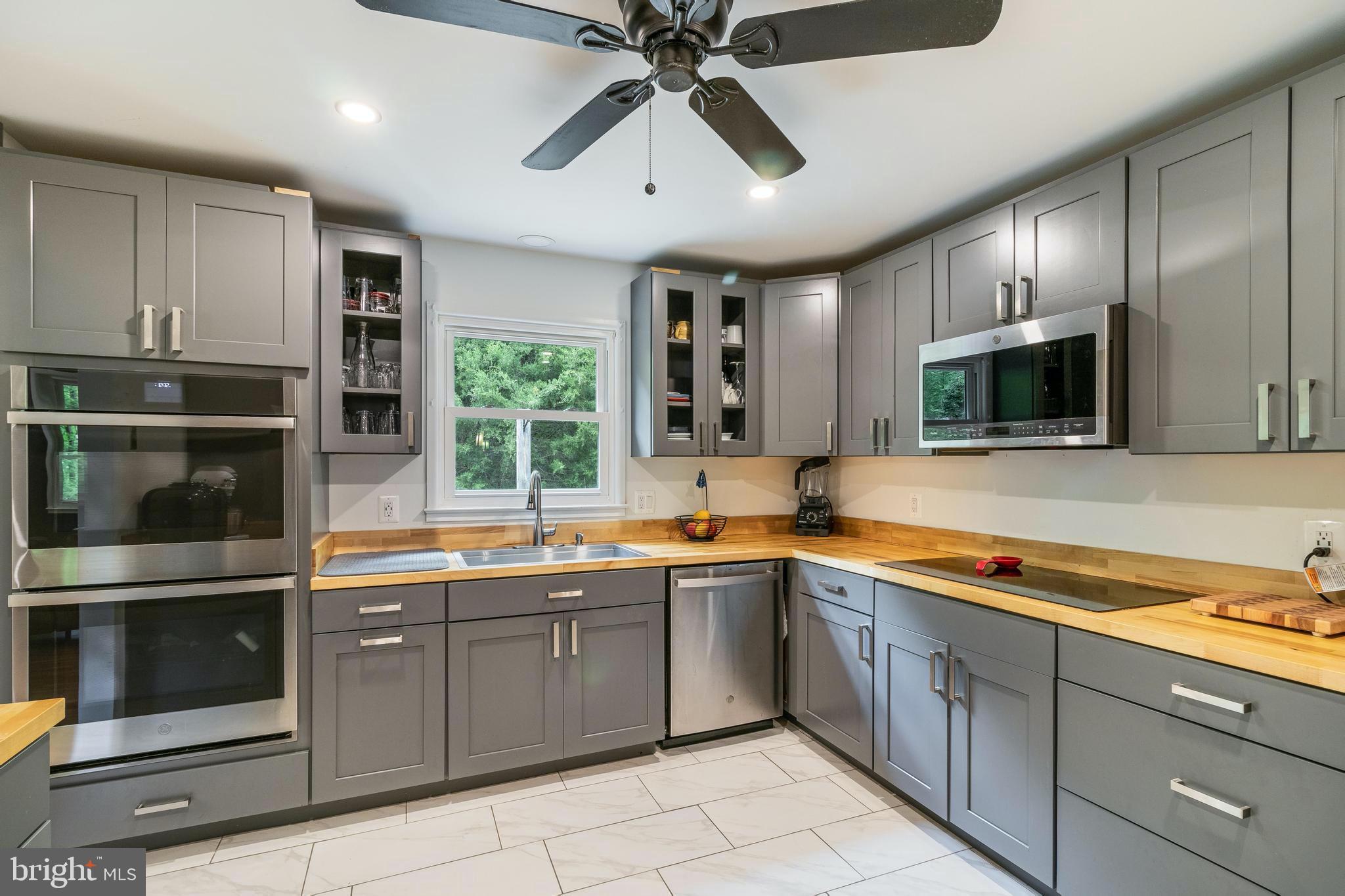 COLUMBIA PARK - Residential