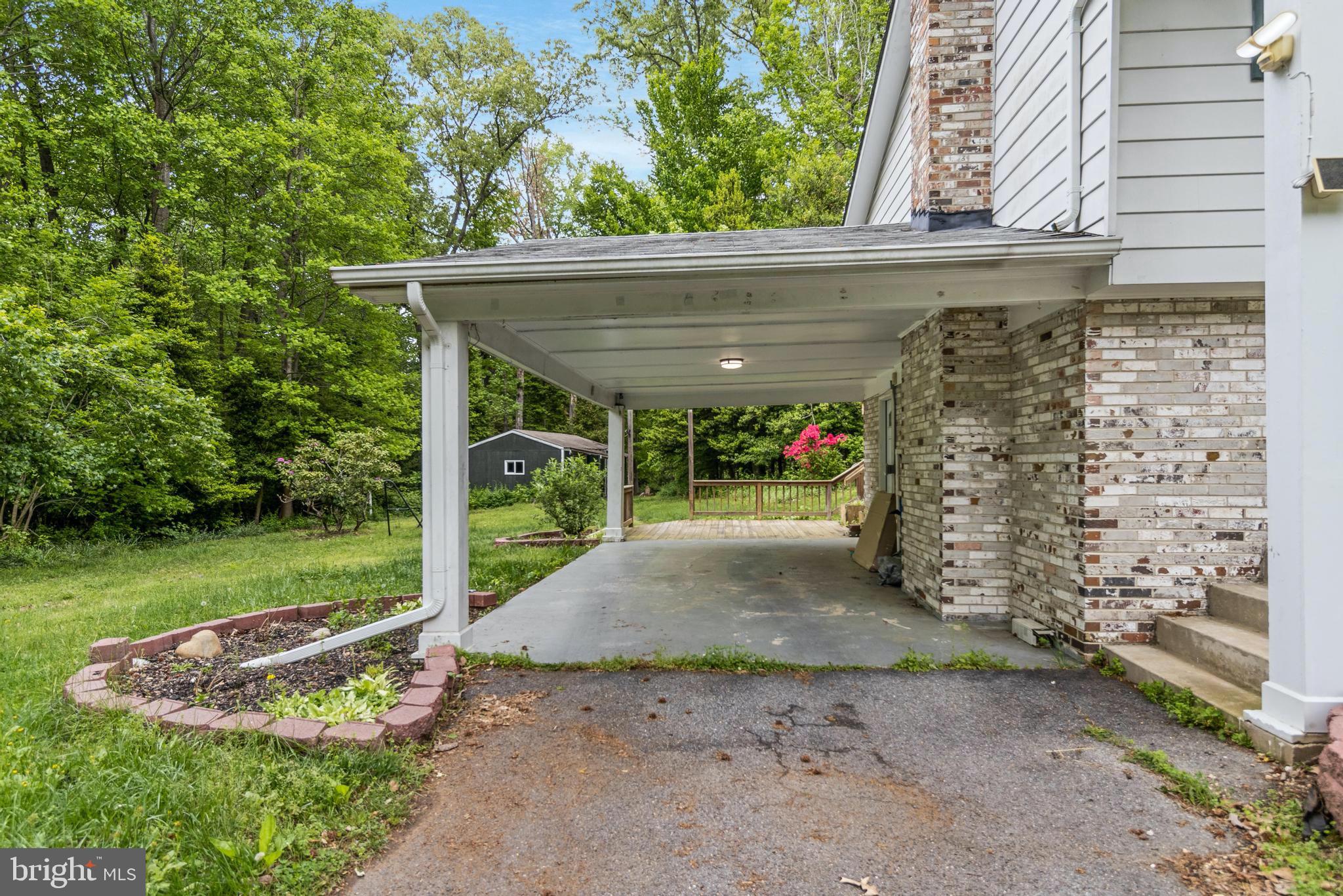 COLUMBIA PARK - Residential