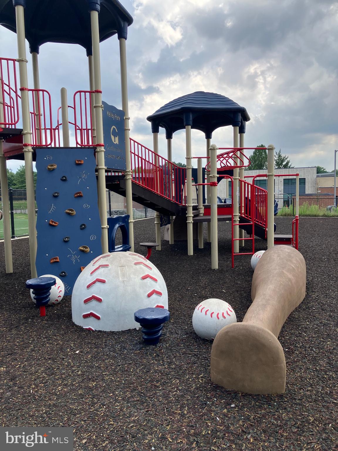 AUDUBON SQUARE - Residential