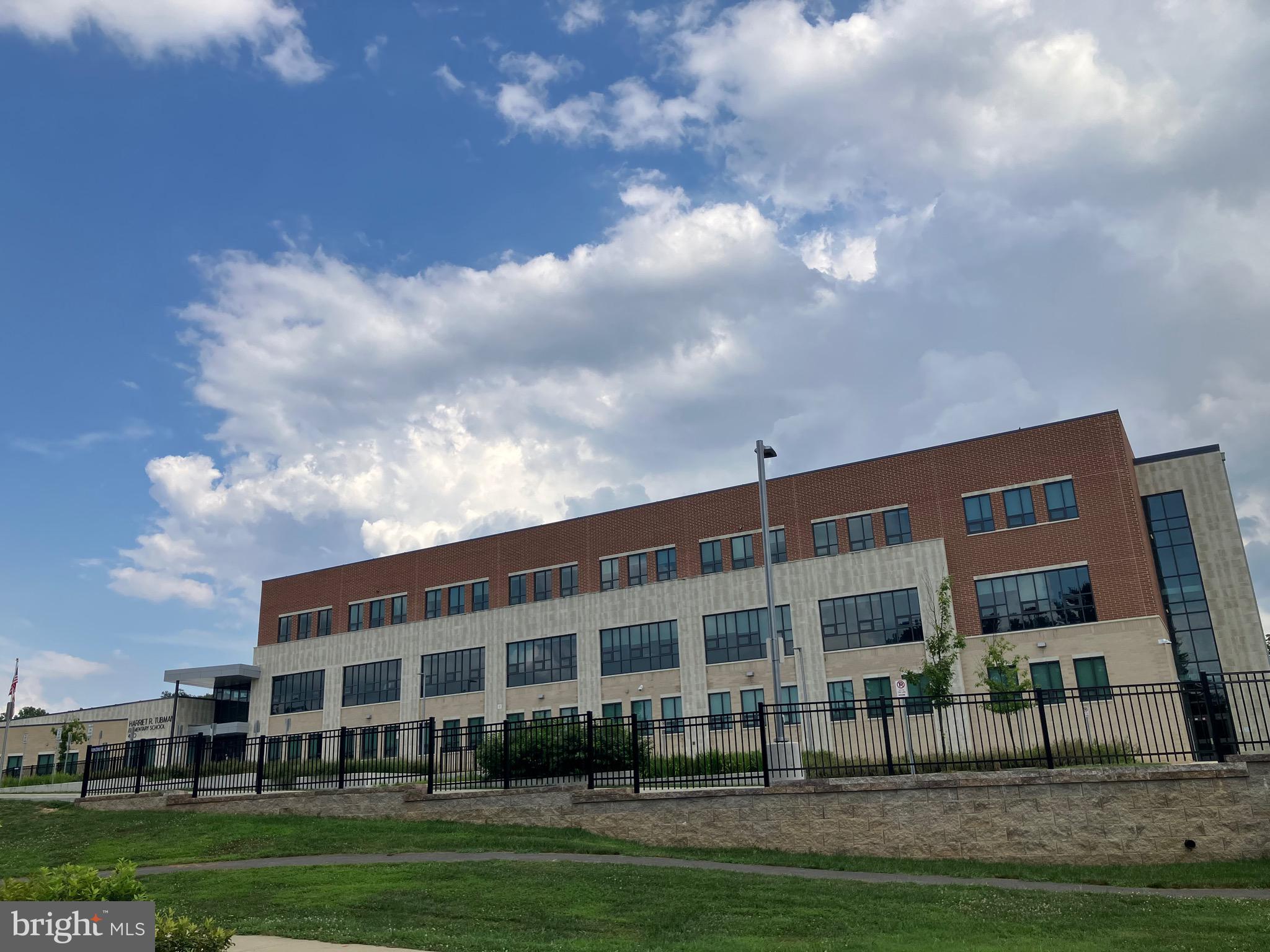 AUDUBON SQUARE - Residential