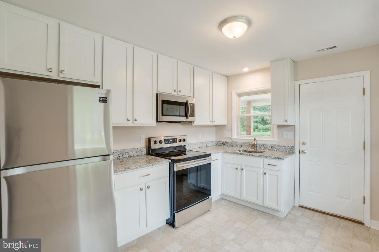 TYLERTOWN - Residential Lease