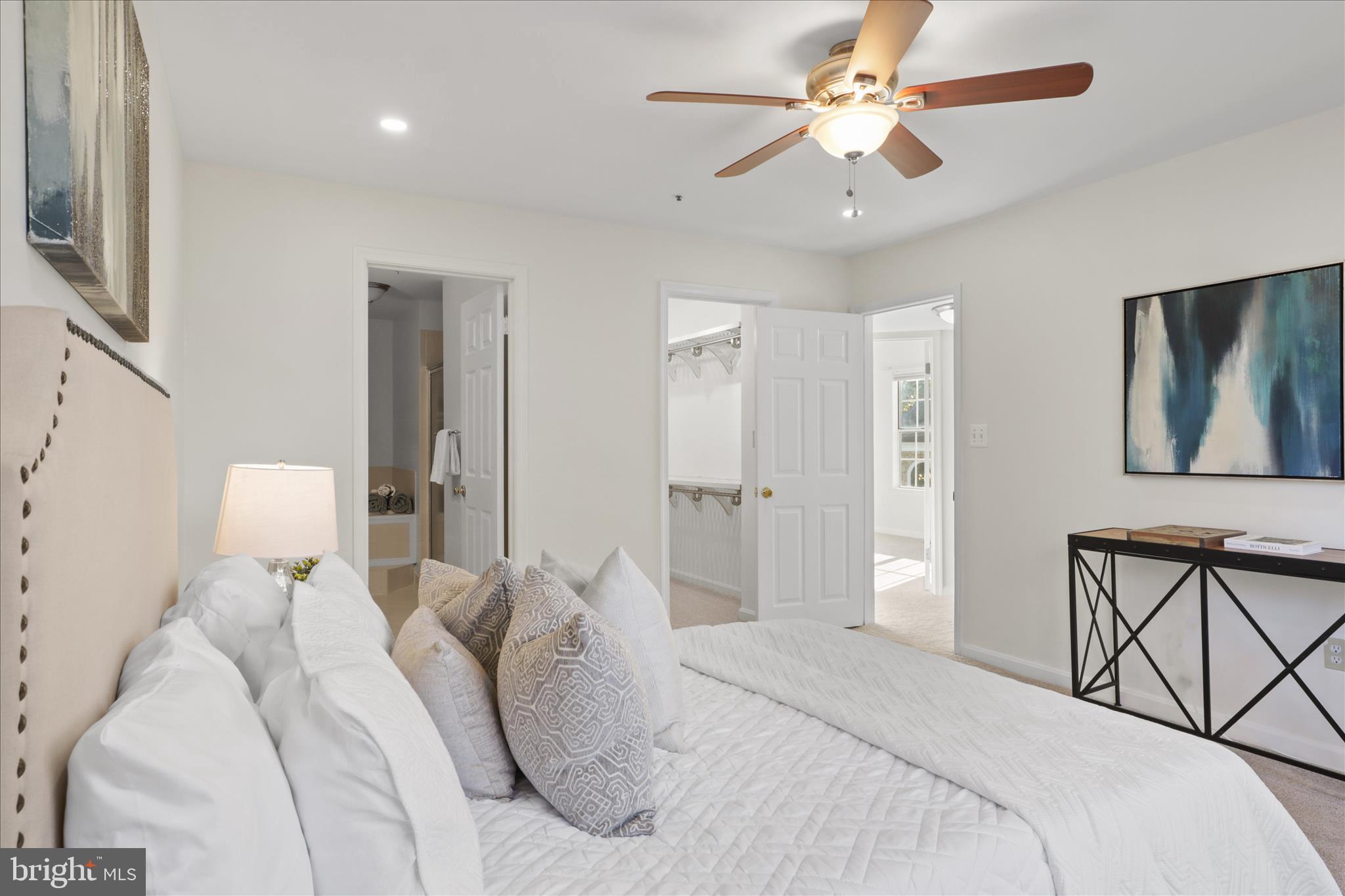 OCCOQUAN POINTE CONDO - Residential