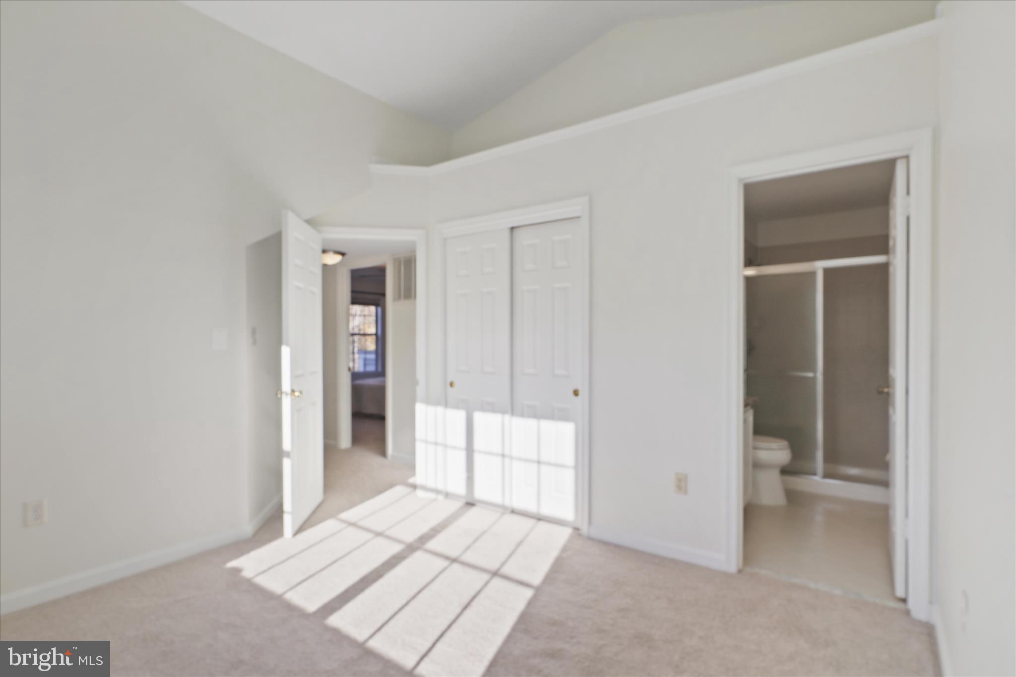 OCCOQUAN POINTE CONDO - Residential