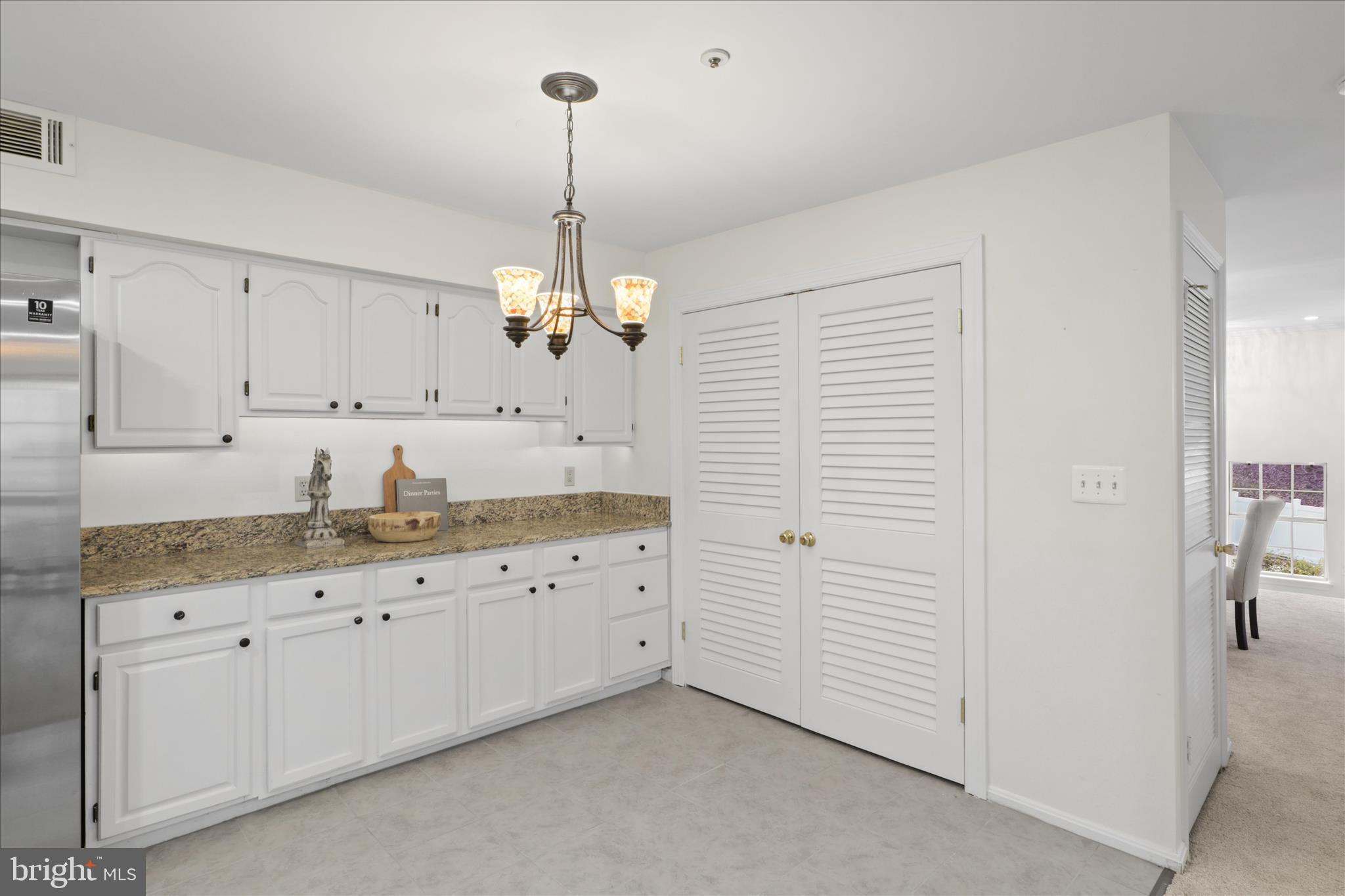 OCCOQUAN POINTE CONDO - Residential