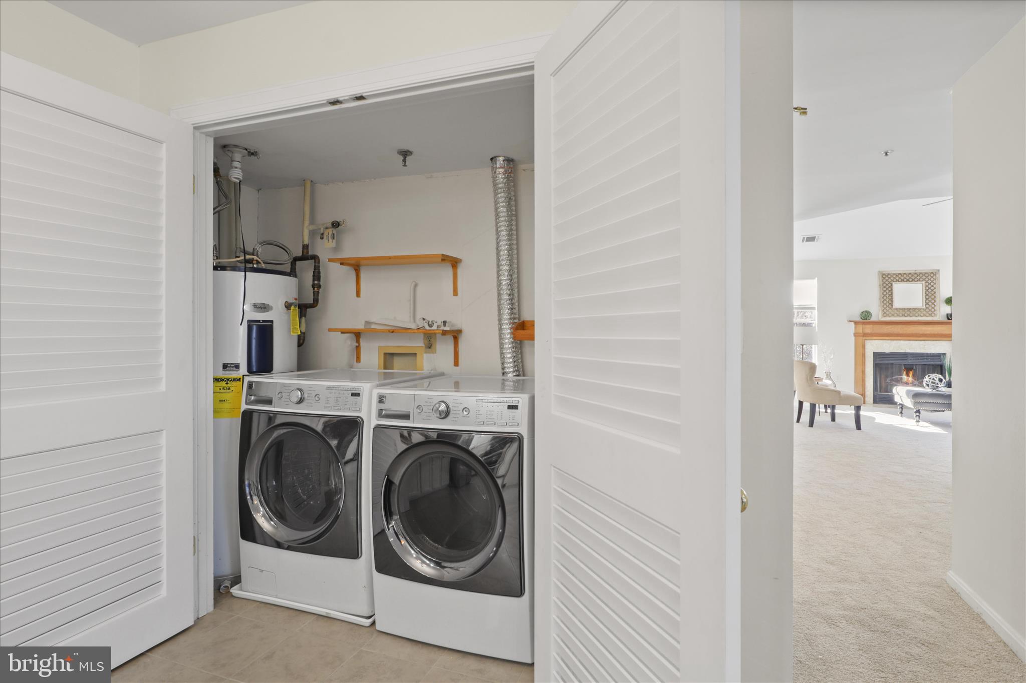 OCCOQUAN POINTE CONDO - Residential