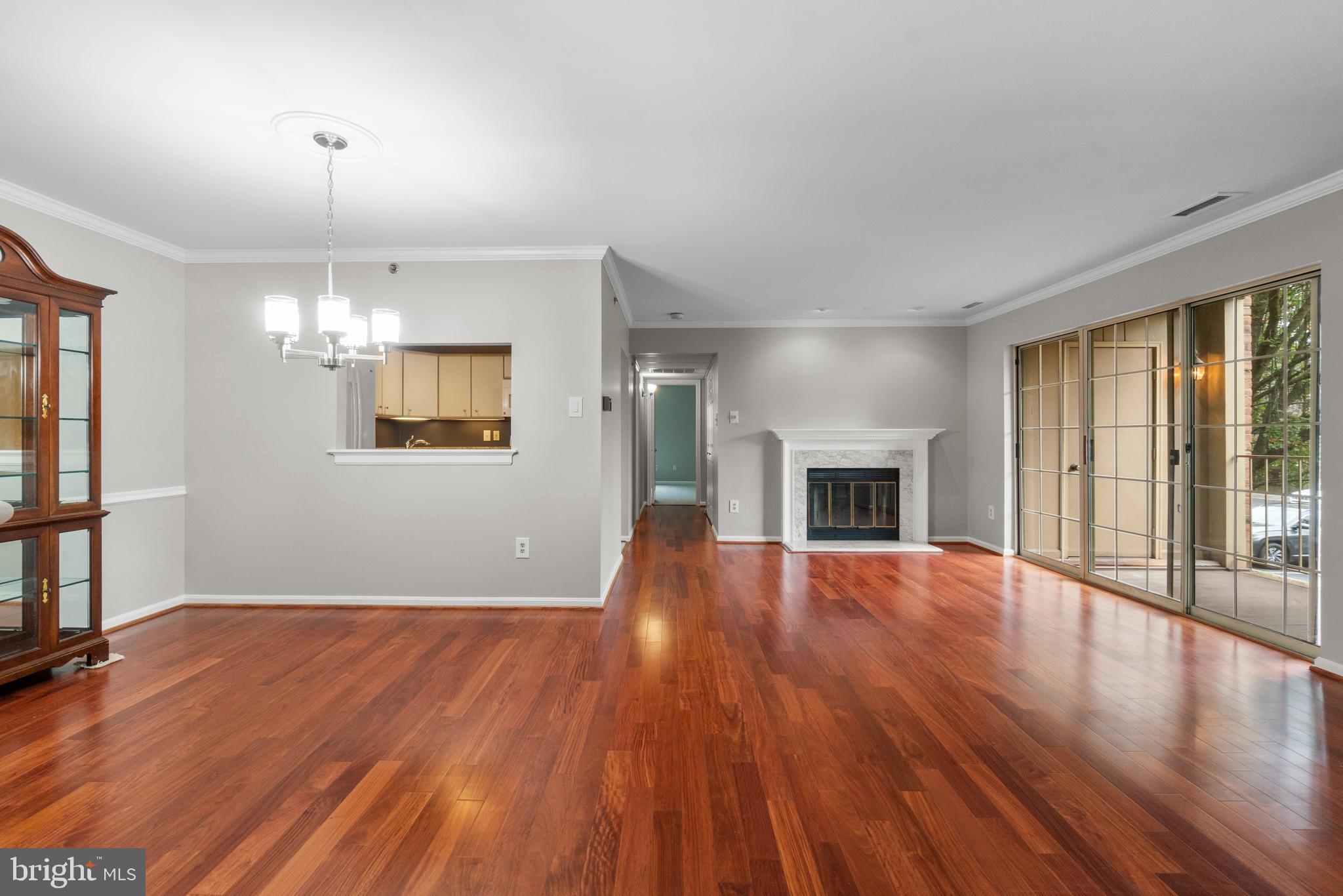 RAINFLOWER/LOVETON - Residential