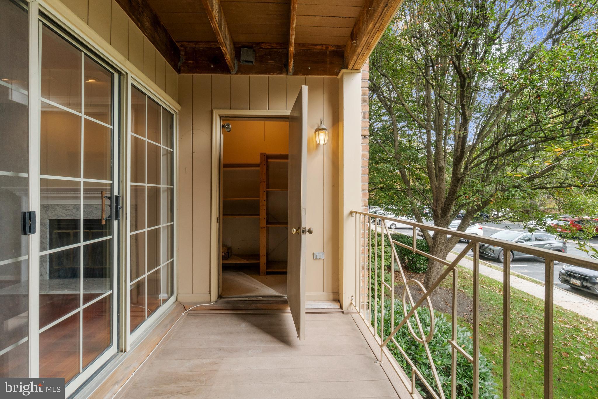 RAINFLOWER/LOVETON - Residential