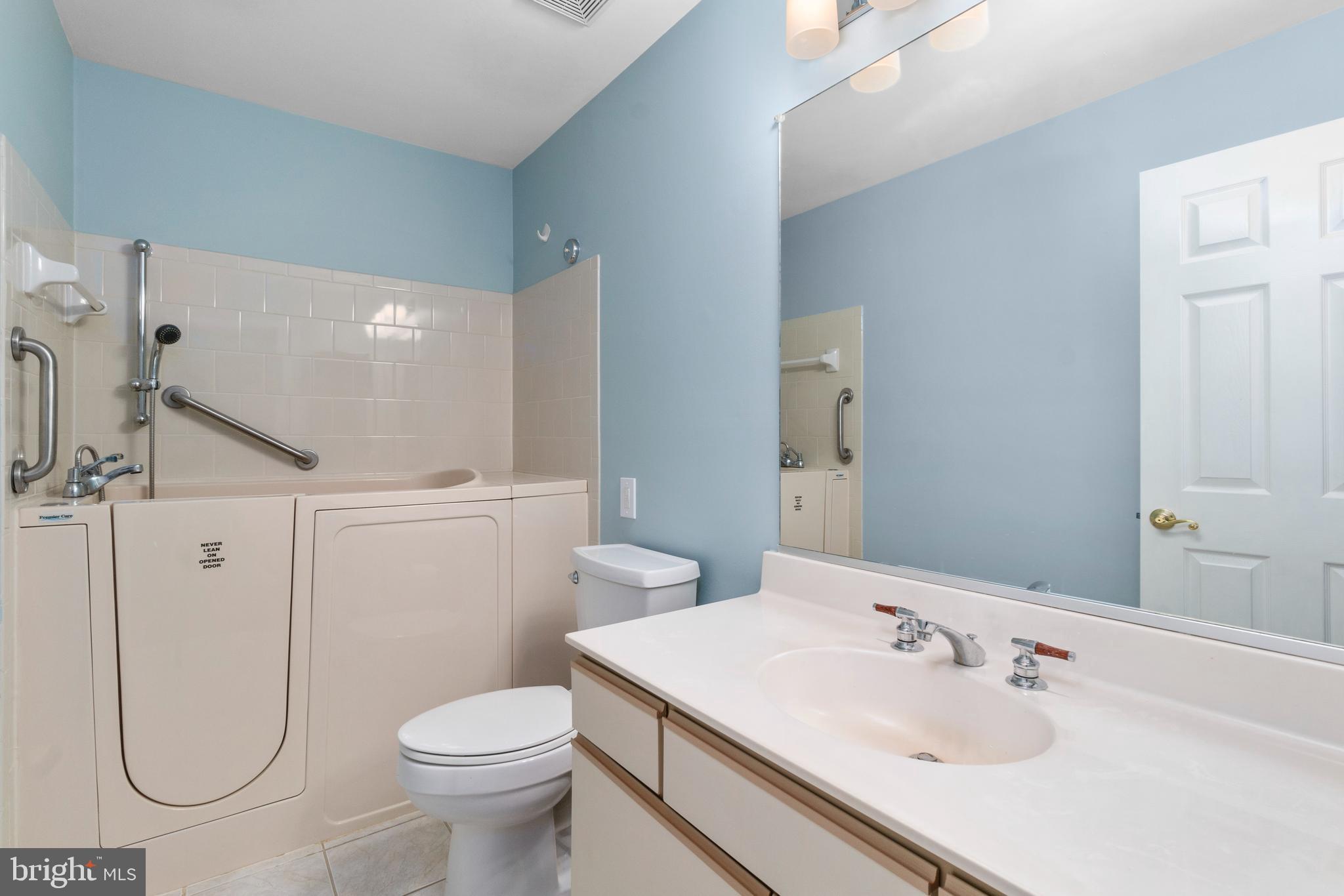 RAINFLOWER/LOVETON - Residential