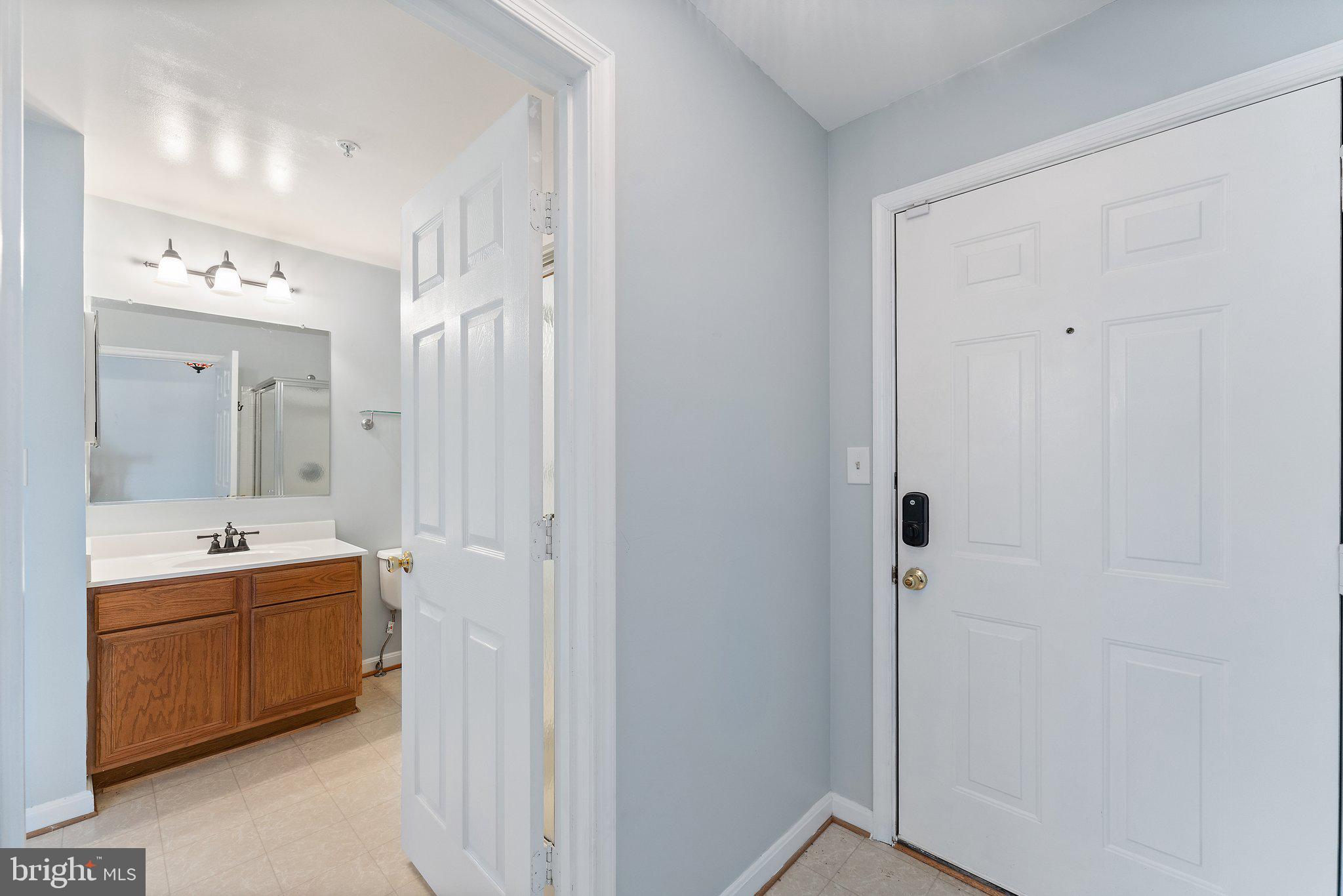 11000 KINSHIP COURT 302