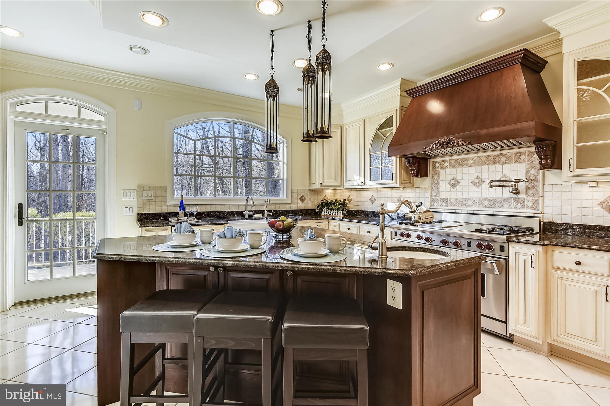 CRAB CREEK - Residential