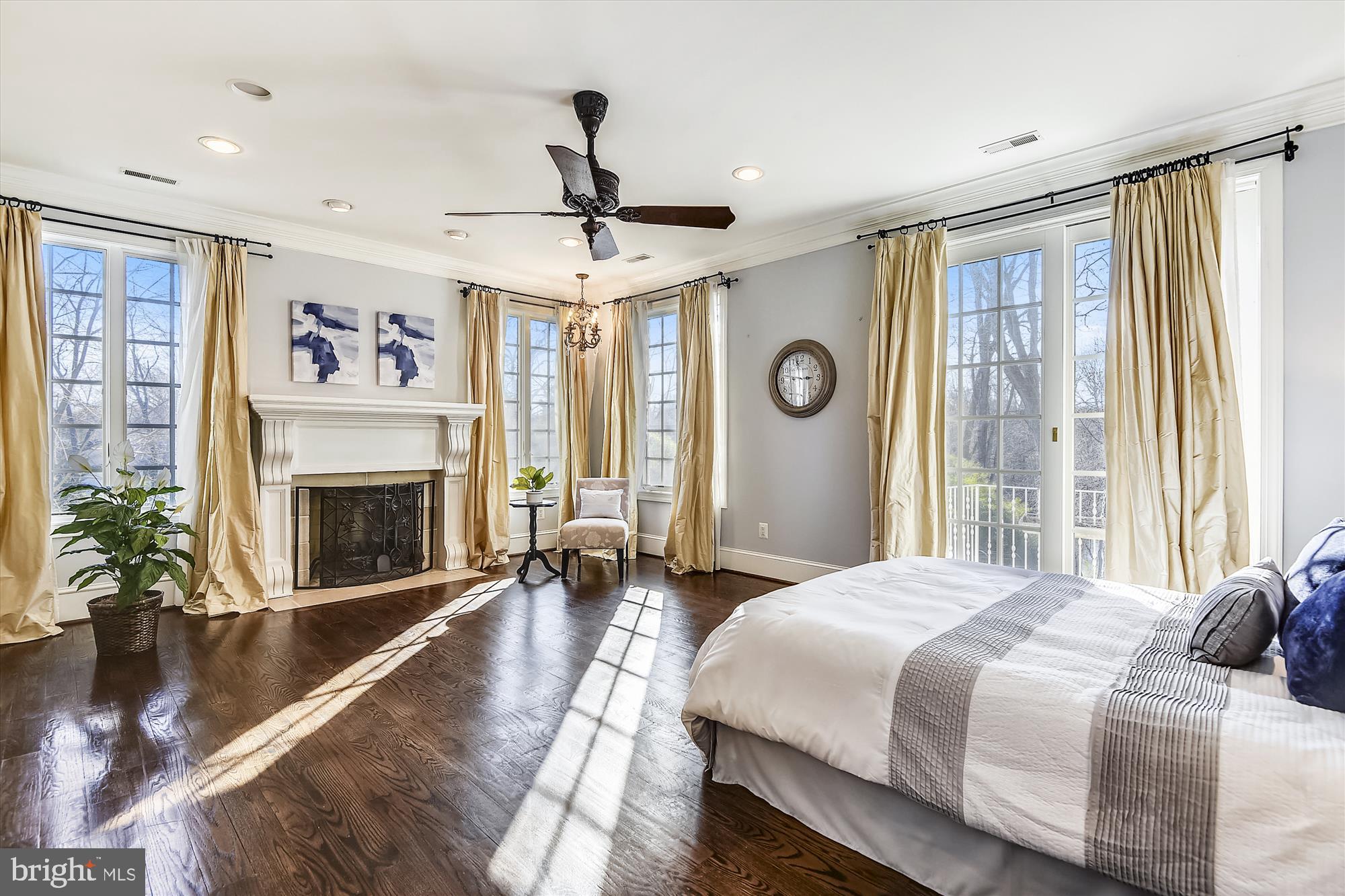 CRAB CREEK - Residential