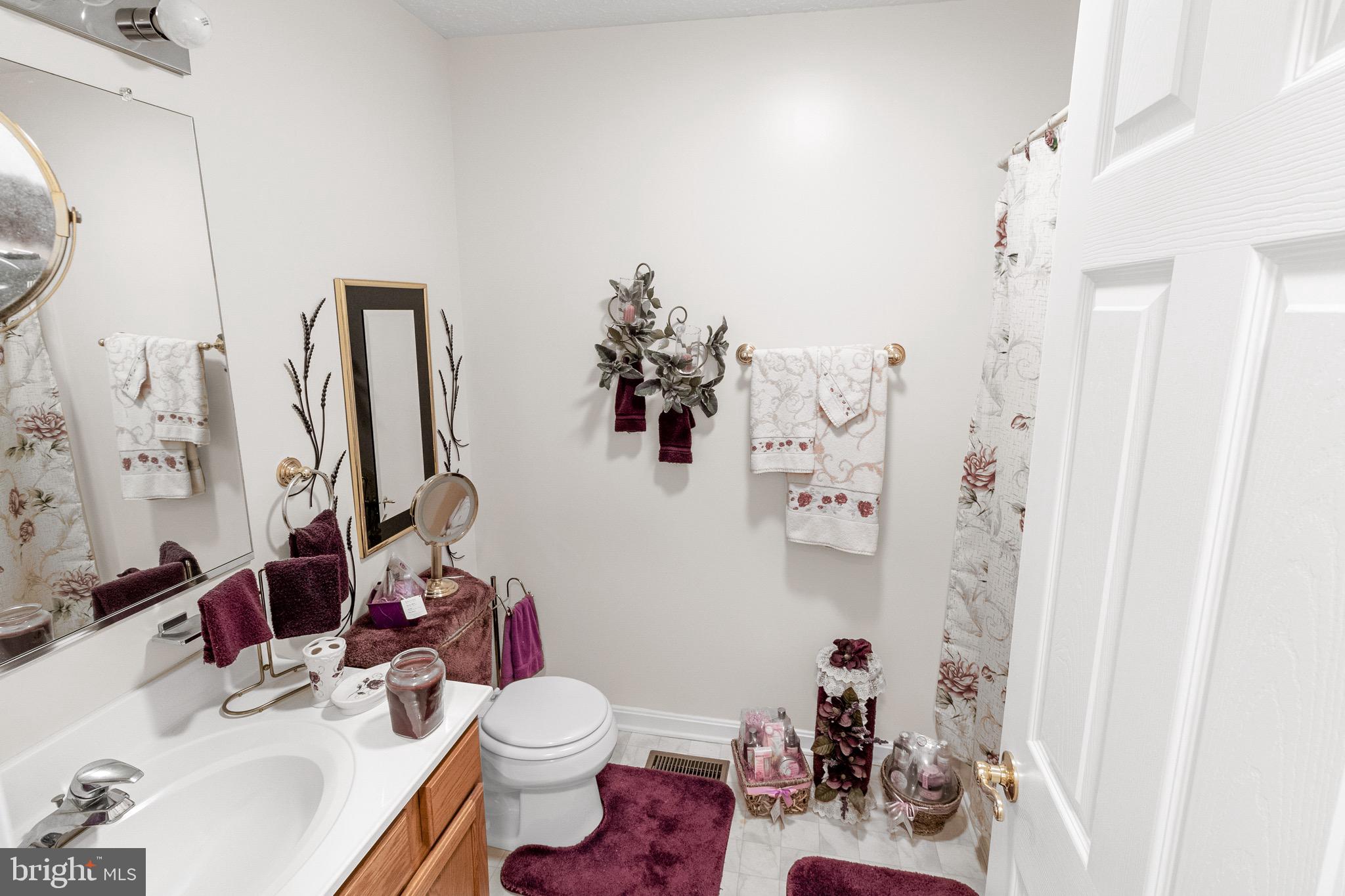 LAUREL RIDGE - Residential