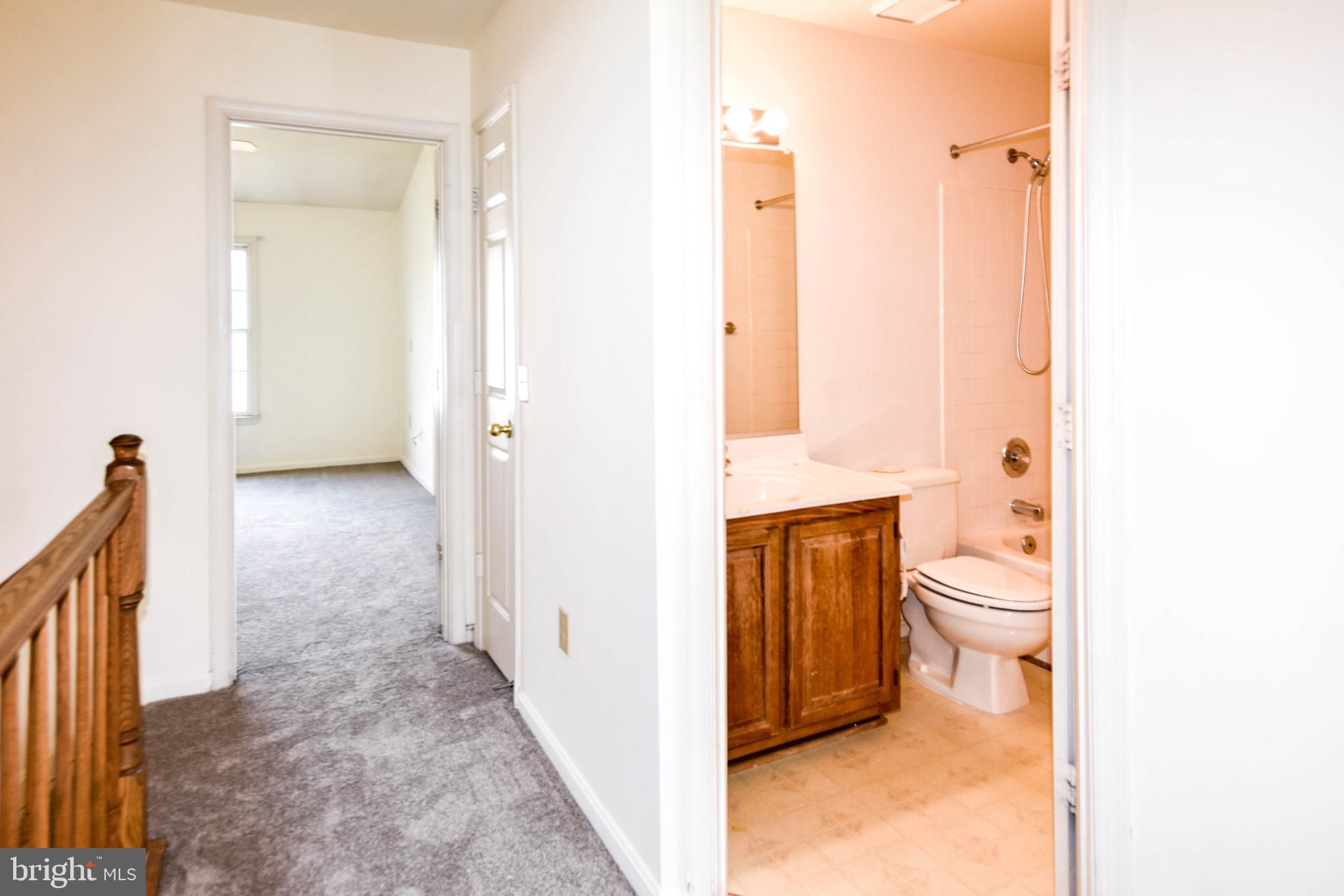 SEVEN OAKS - Residential