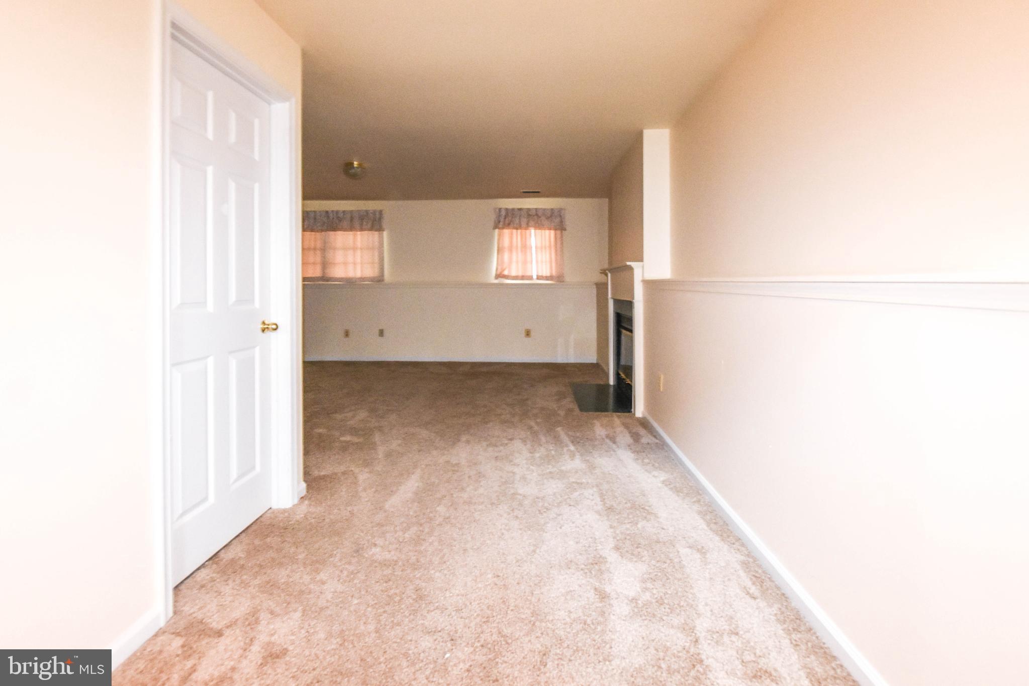 SEVEN OAKS - Residential