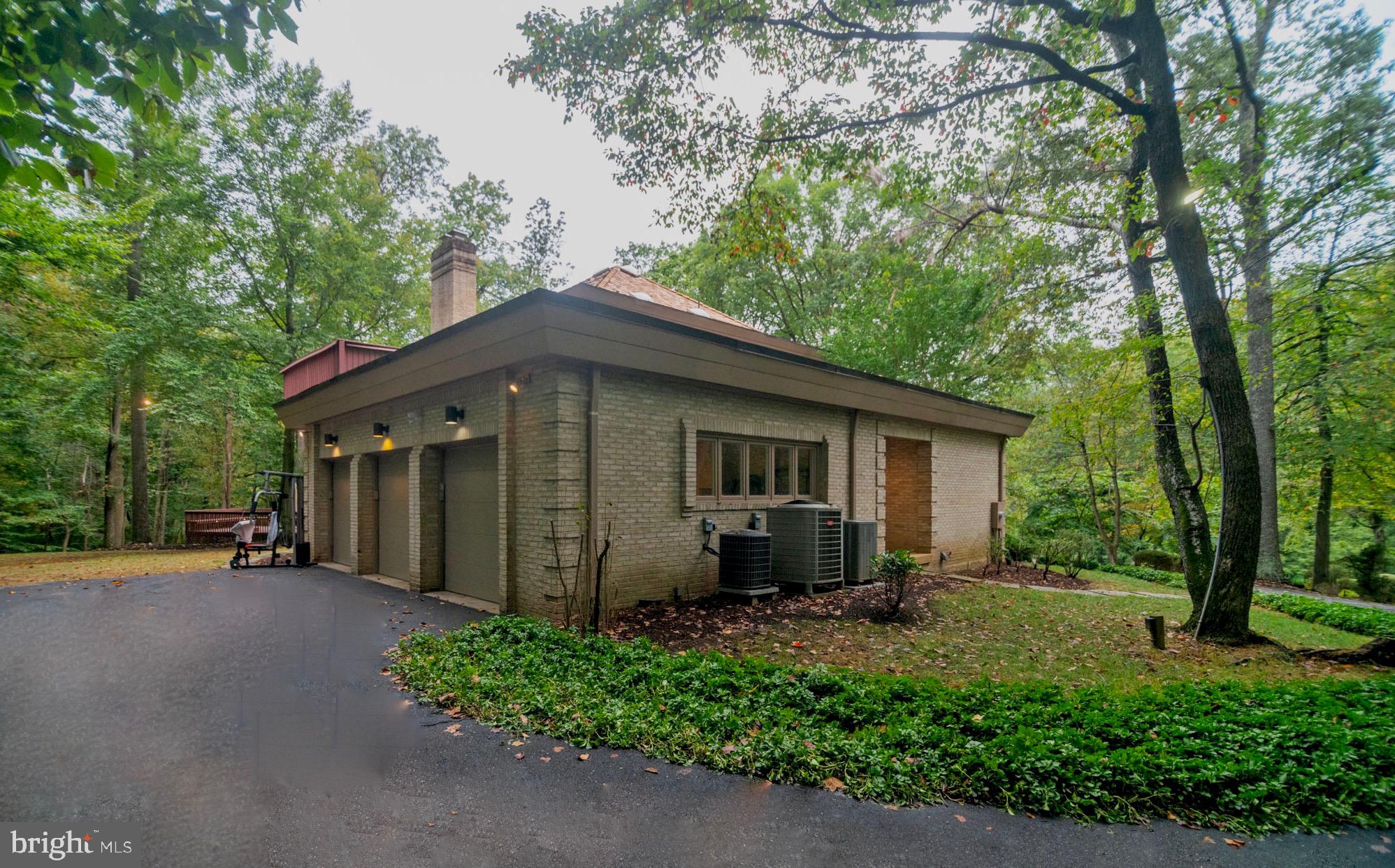 POTOMAC VIEW ESTATES - Residential