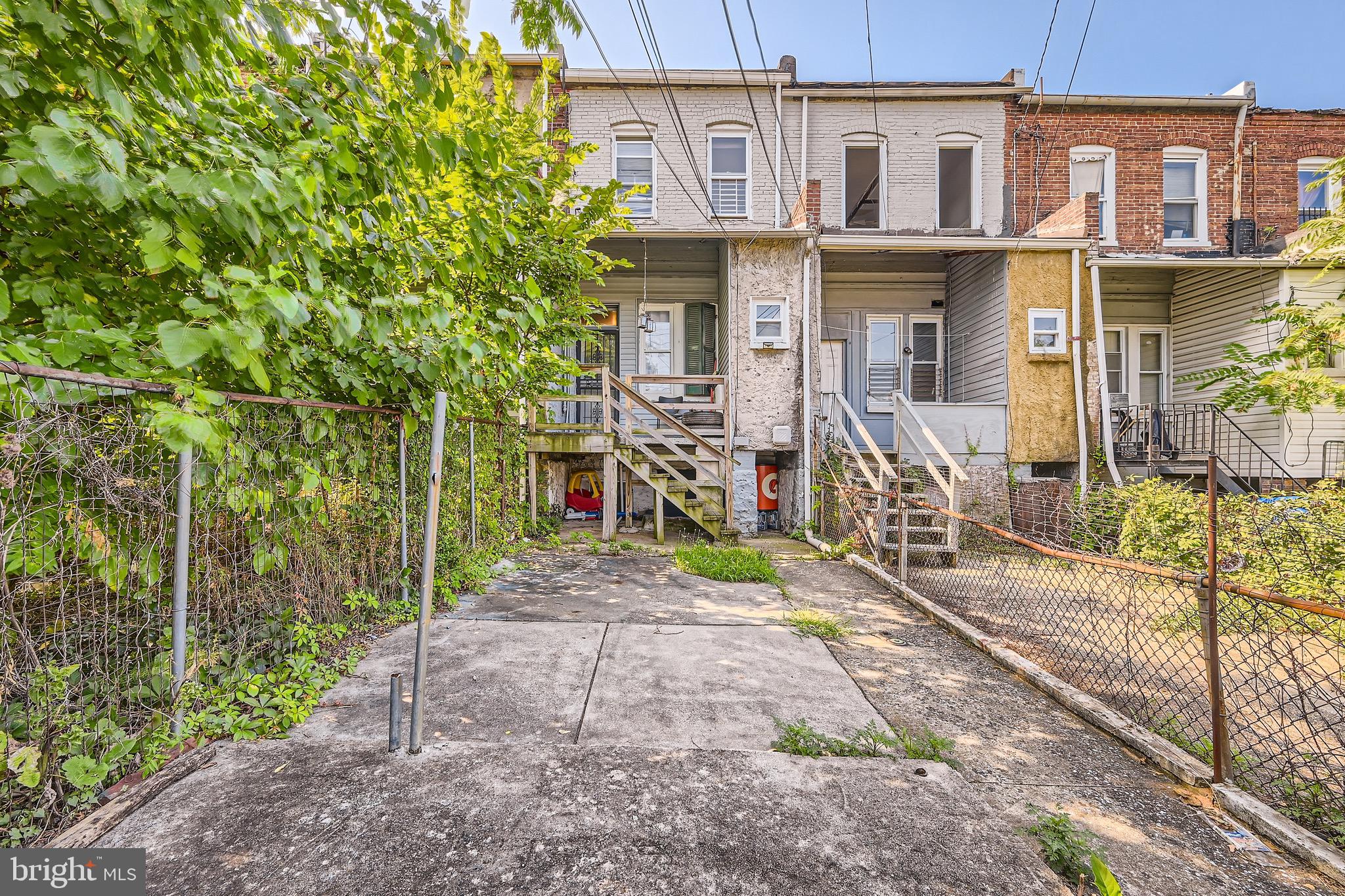 MIDTOWN EDMONDSON - Residential