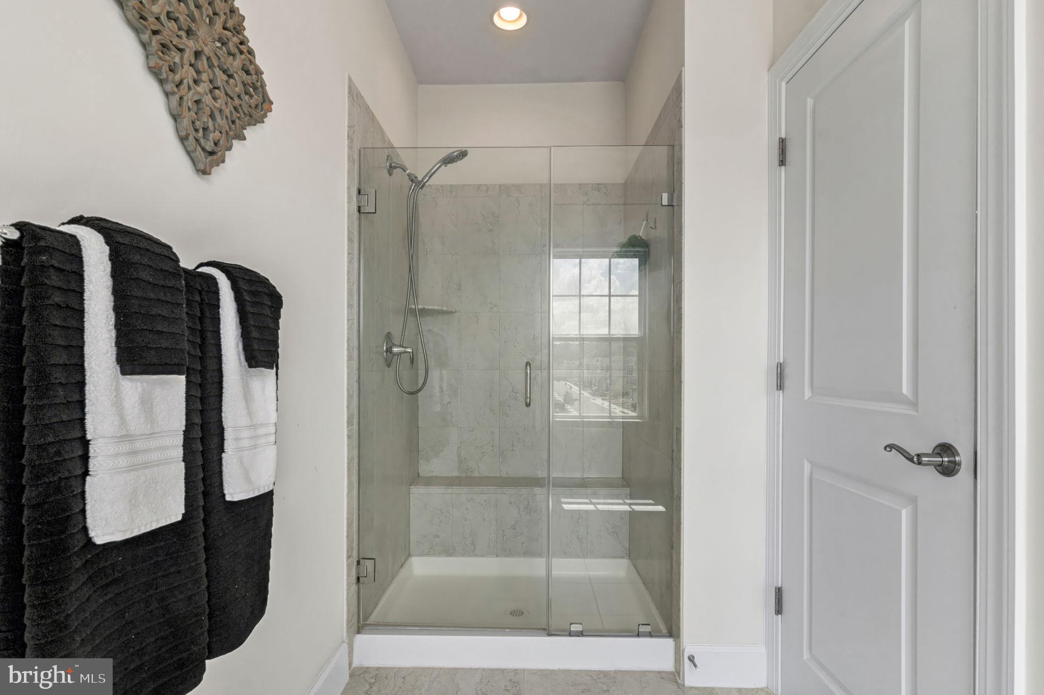 BRADLEY SQUARE - Residential