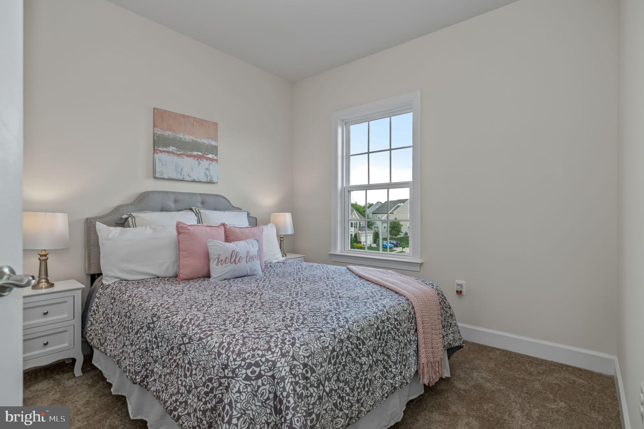 BRADLEY SQUARE - Residential