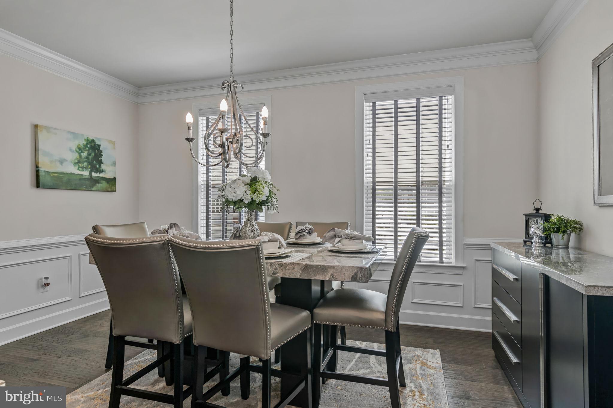 BRADLEY SQUARE - Residential