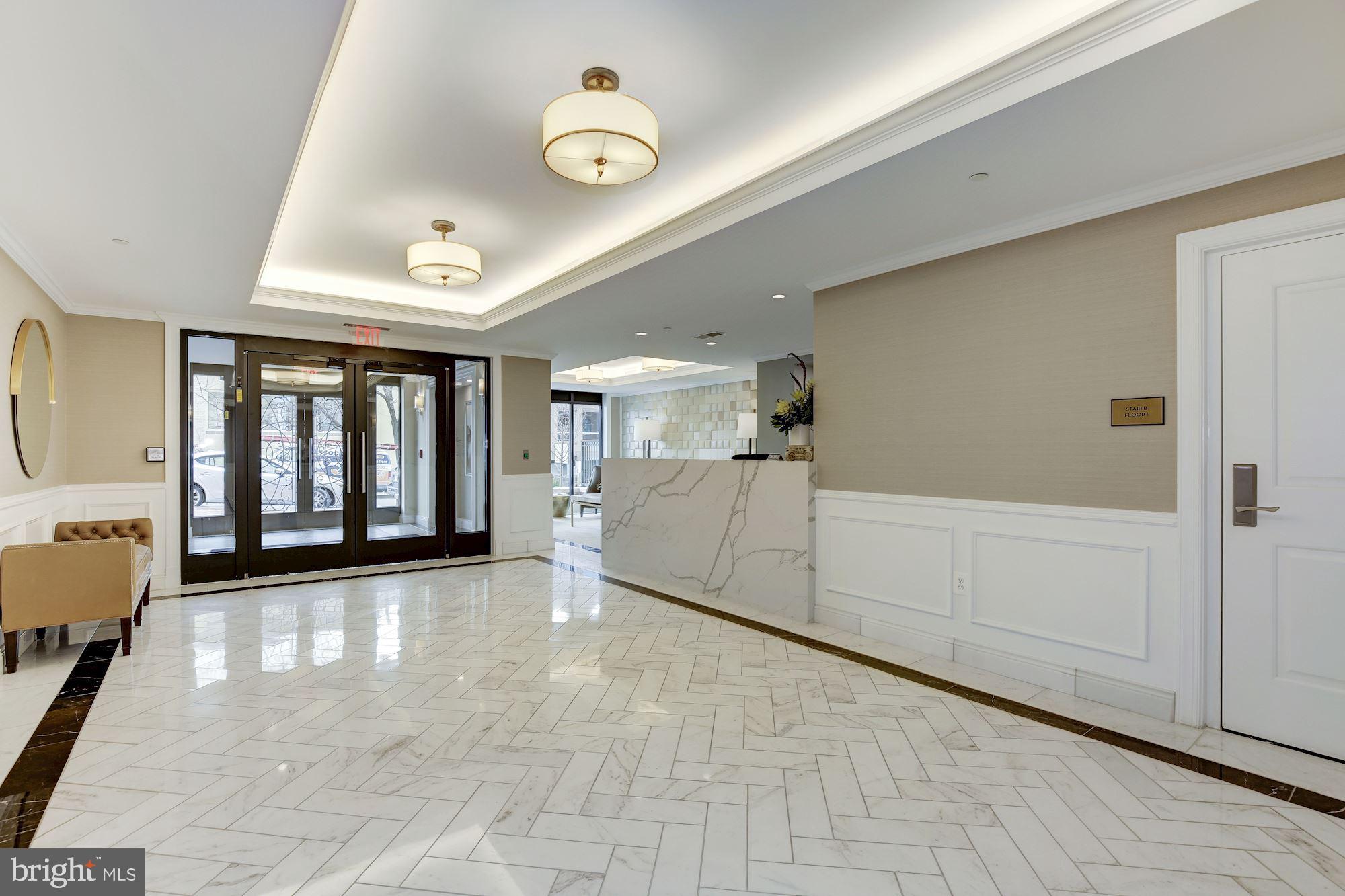 EDGEMOOR - Residential Lease