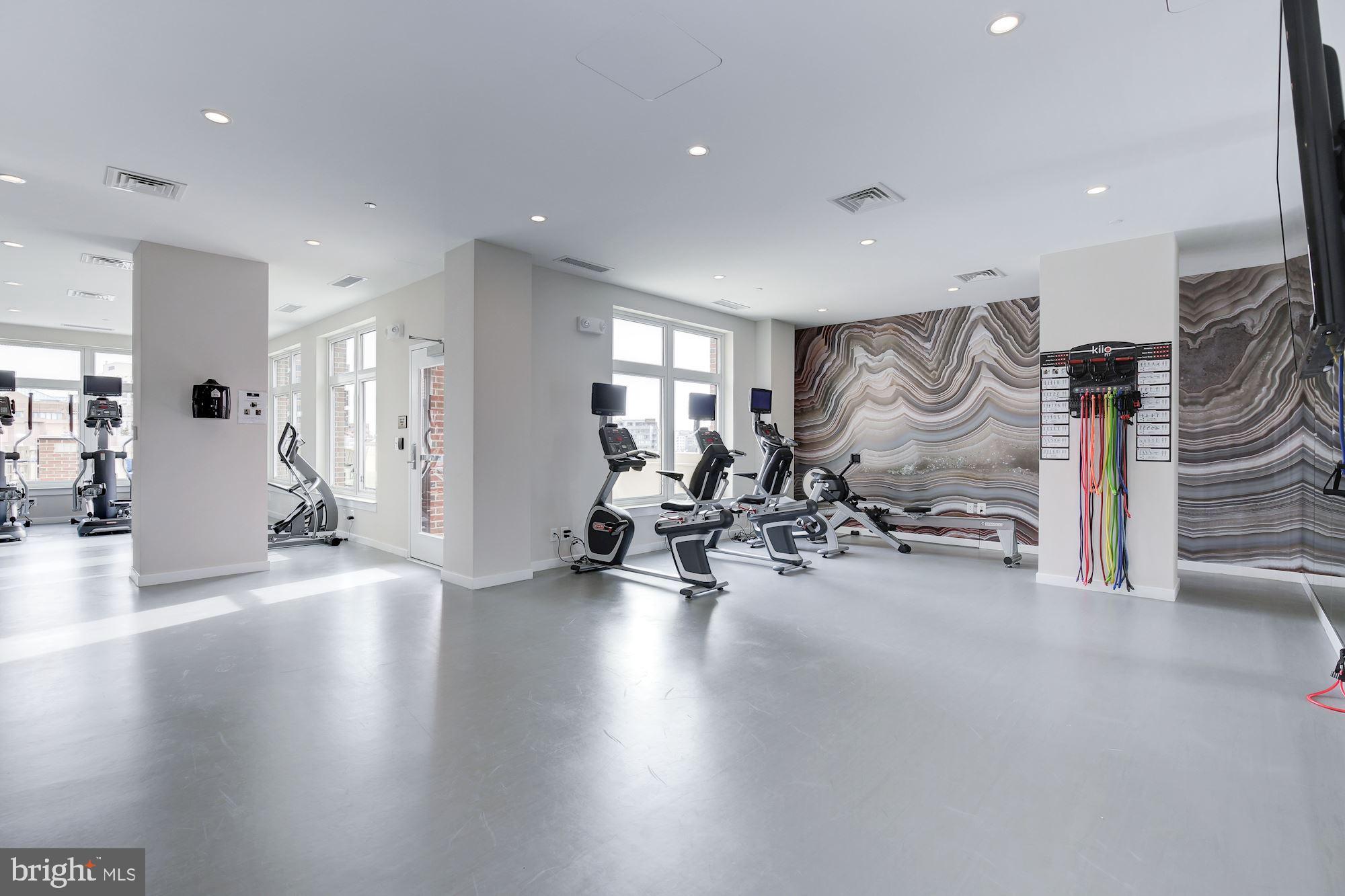 EDGEMOOR - Residential Lease