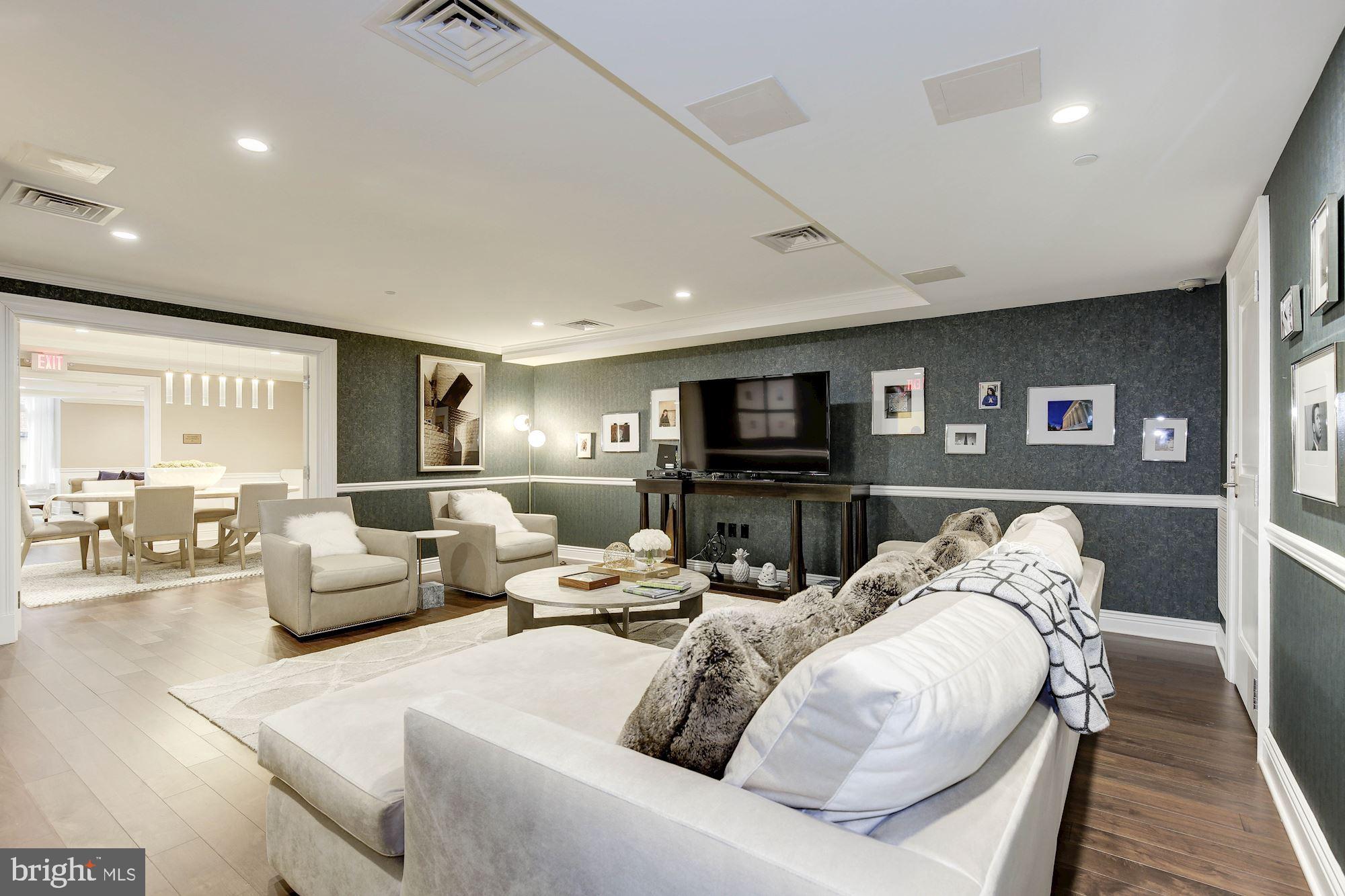 EDGEMOOR - Residential Lease