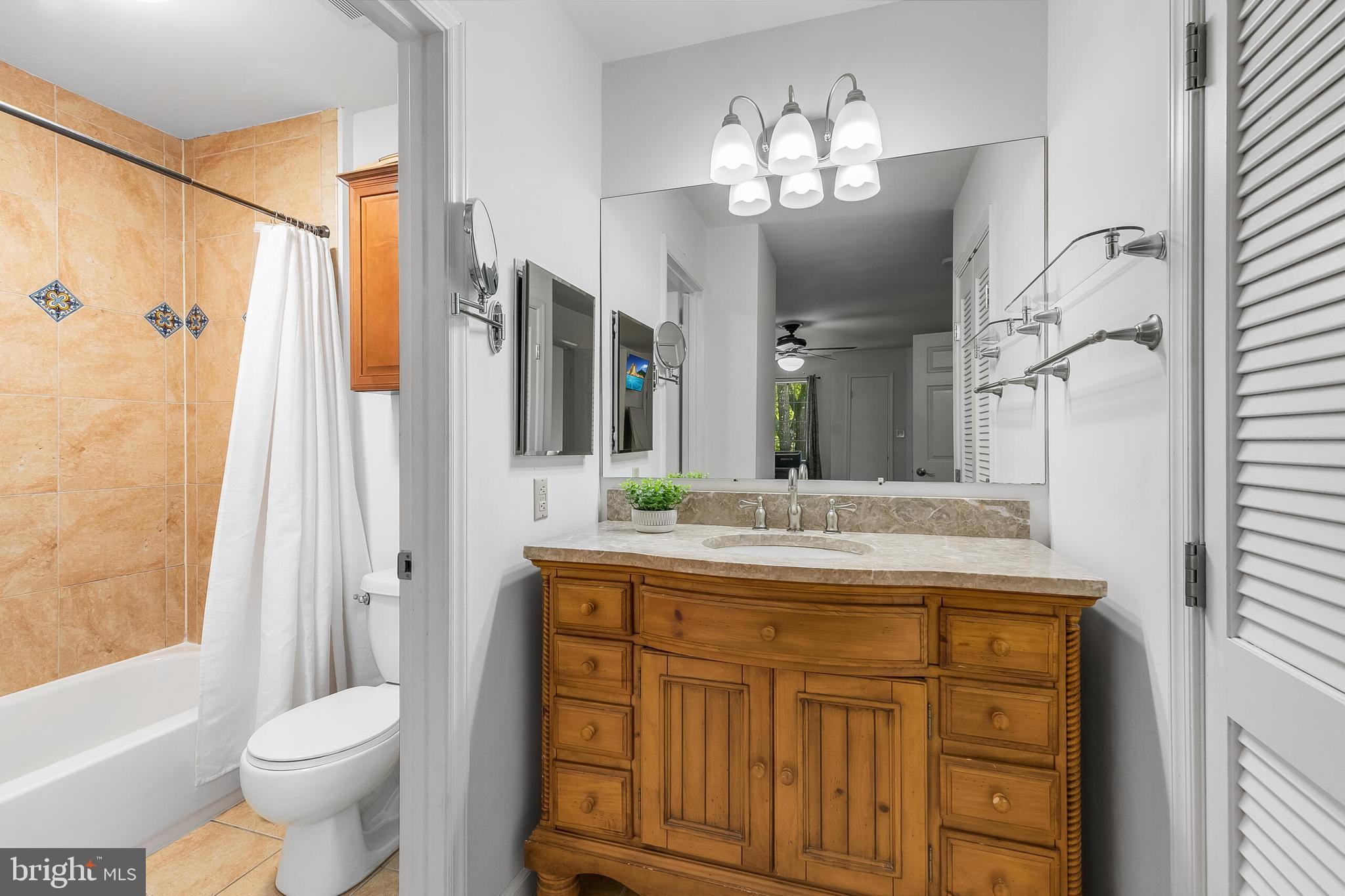 GABLES OF TUCKERMAN - Residential Lease