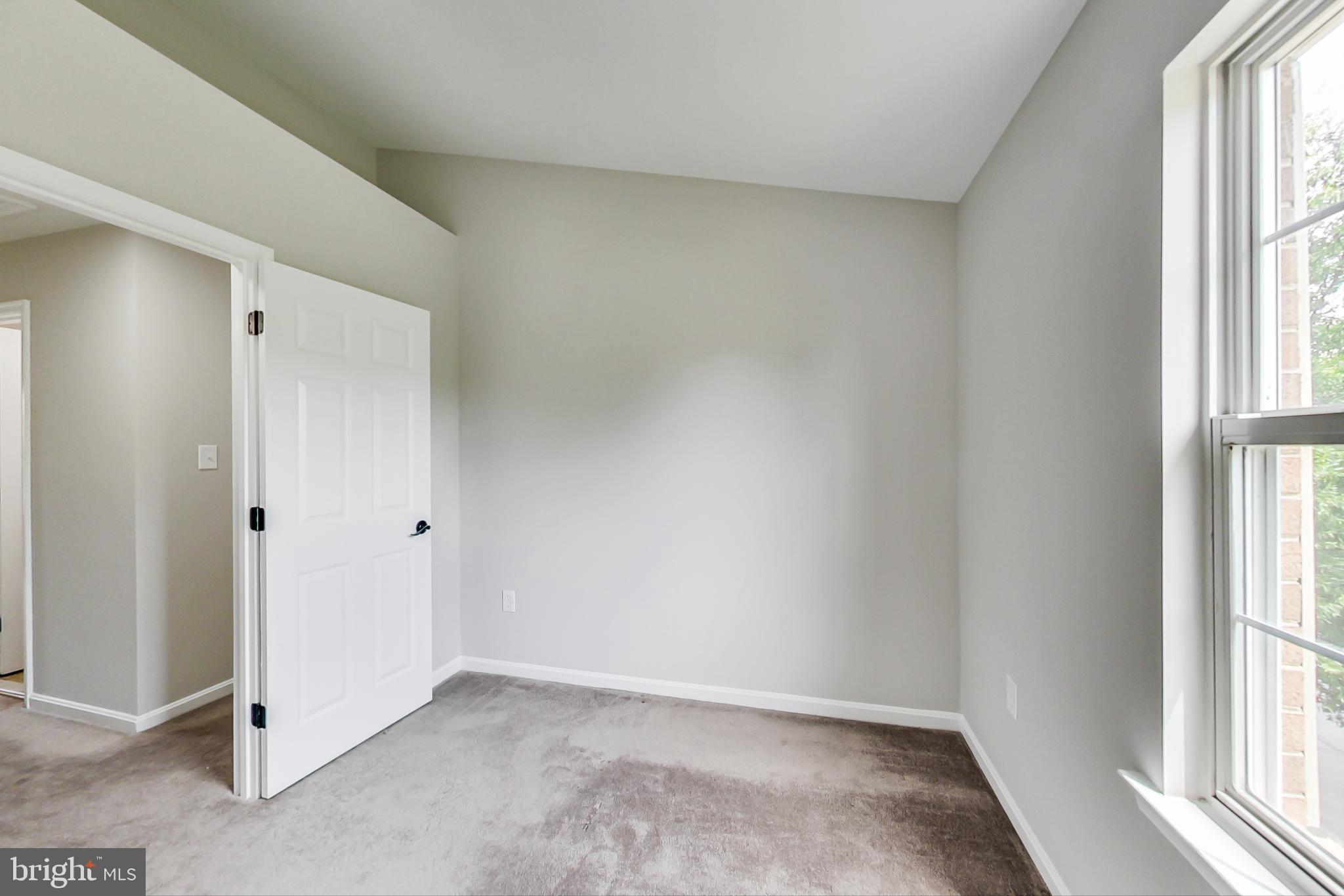 KINGSTOWNE - Residential