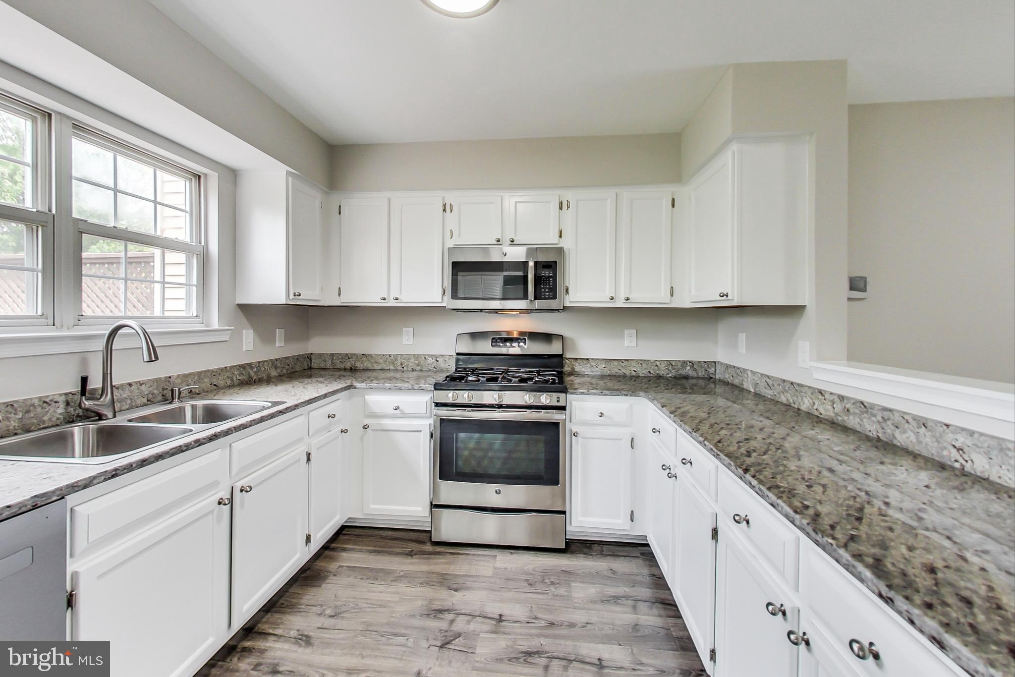 KINGSTOWNE - Residential