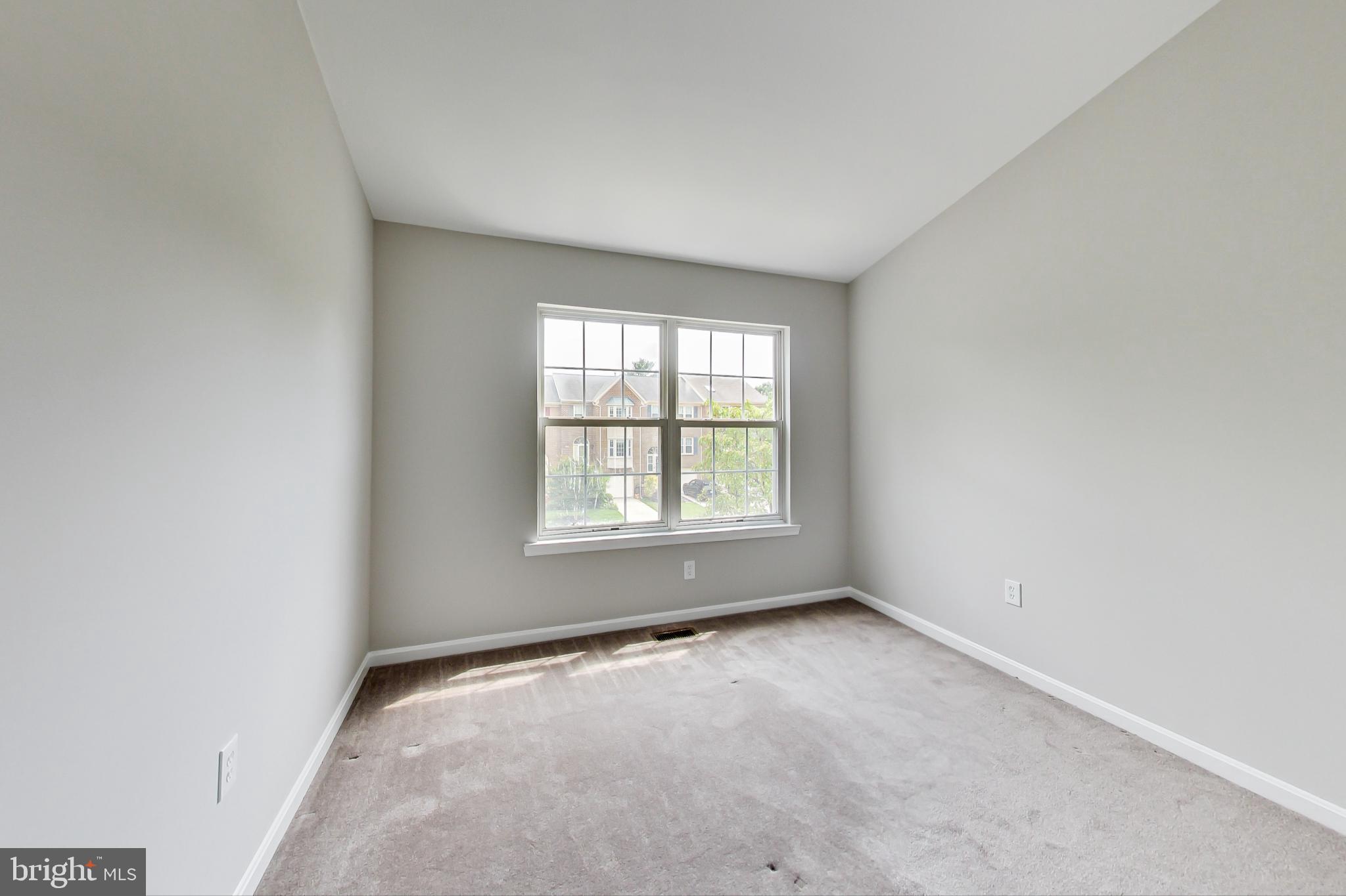 KINGSTOWNE - Residential