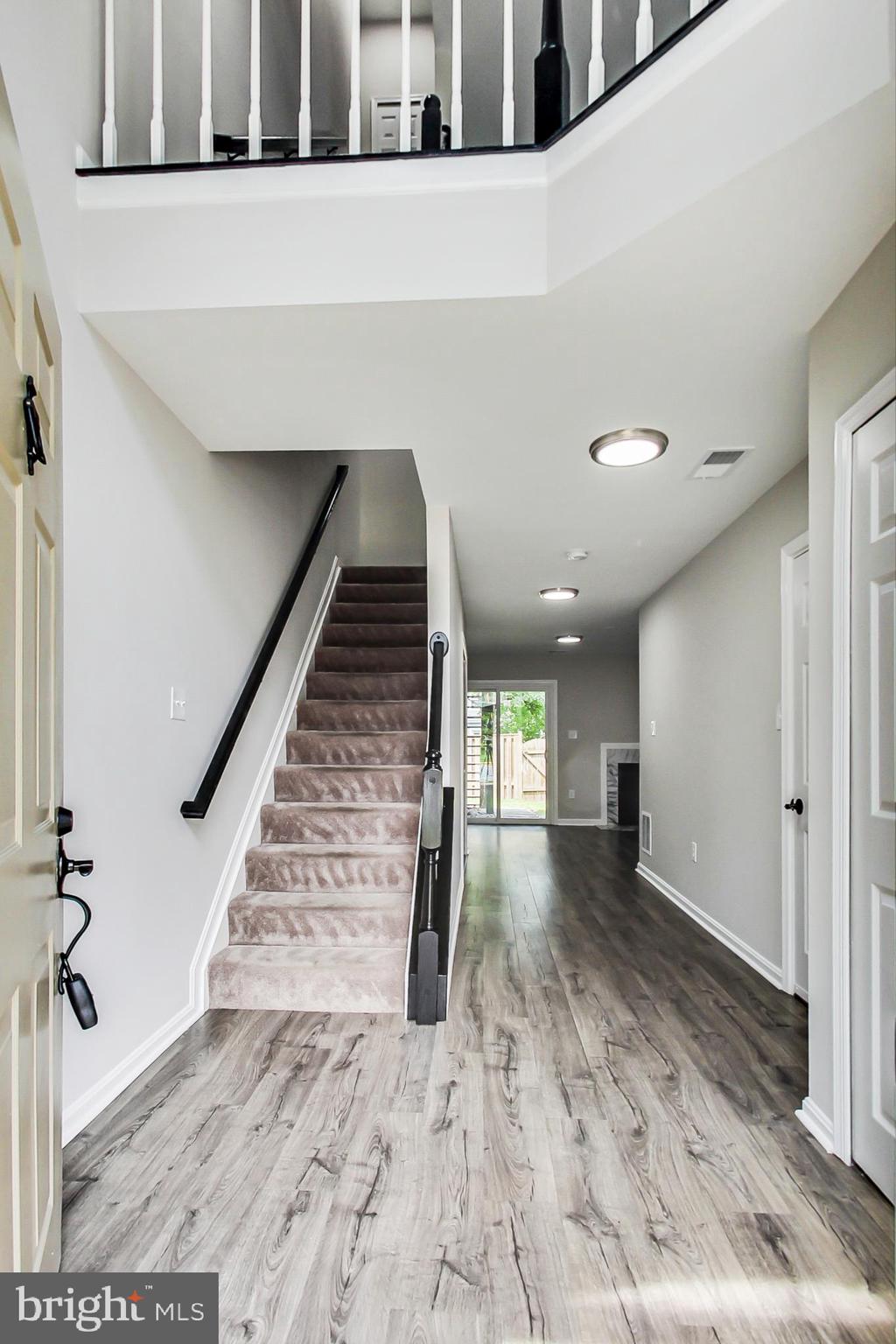 KINGSTOWNE - Residential