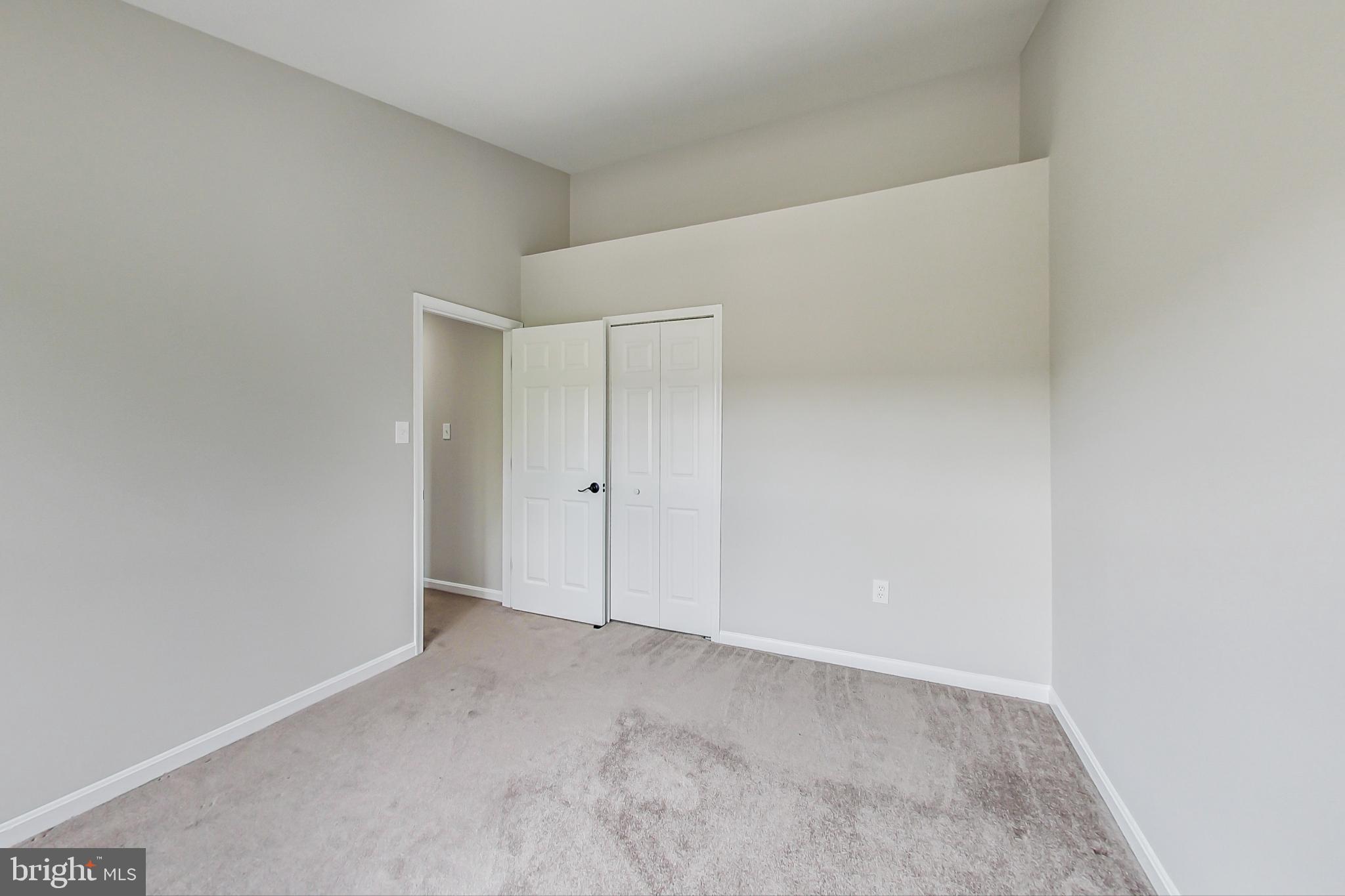 KINGSTOWNE - Residential