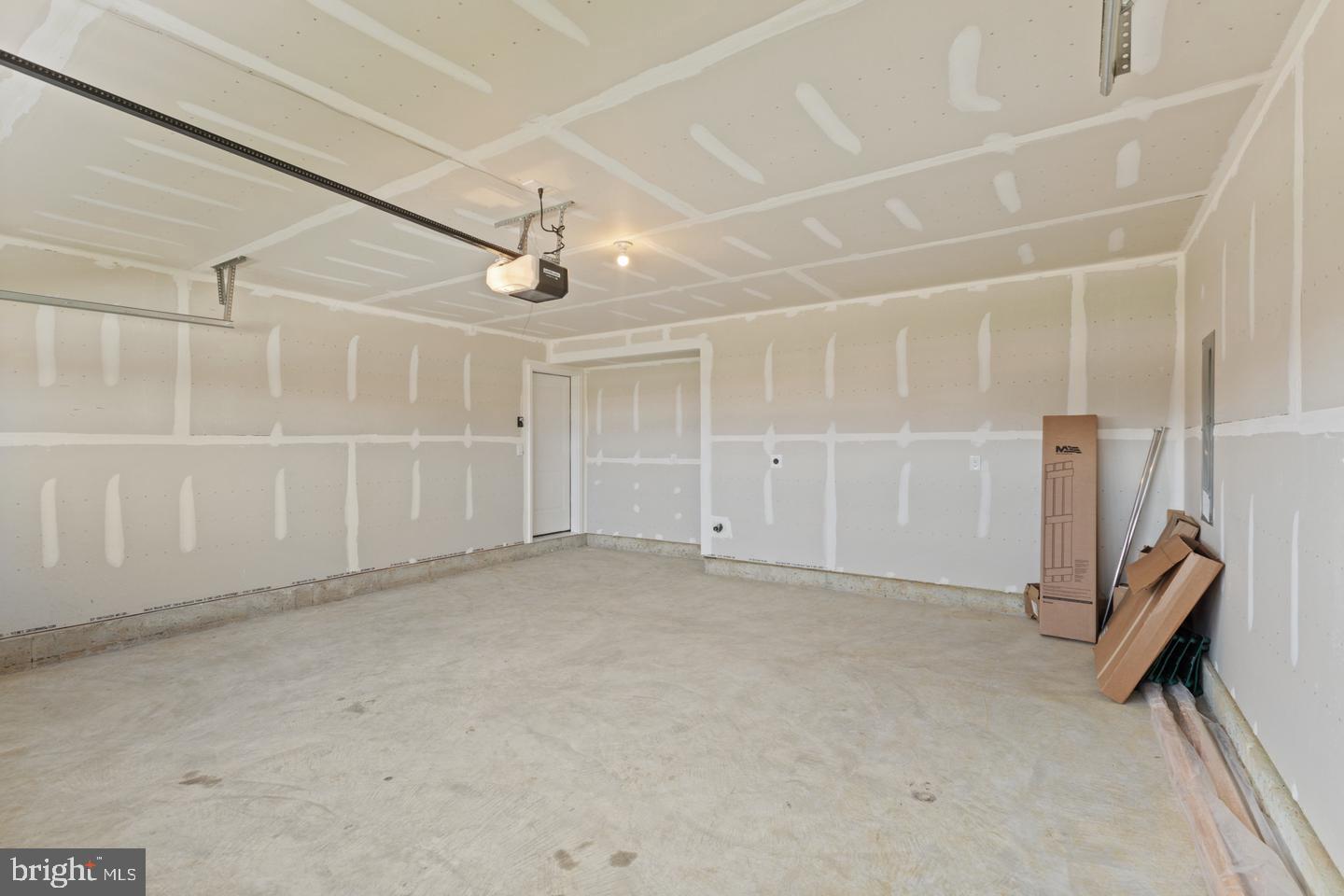 107 WOOD WALK AVENUE