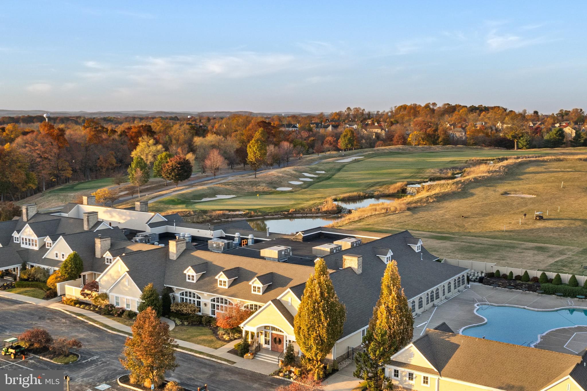 RIVERCREST - Residential