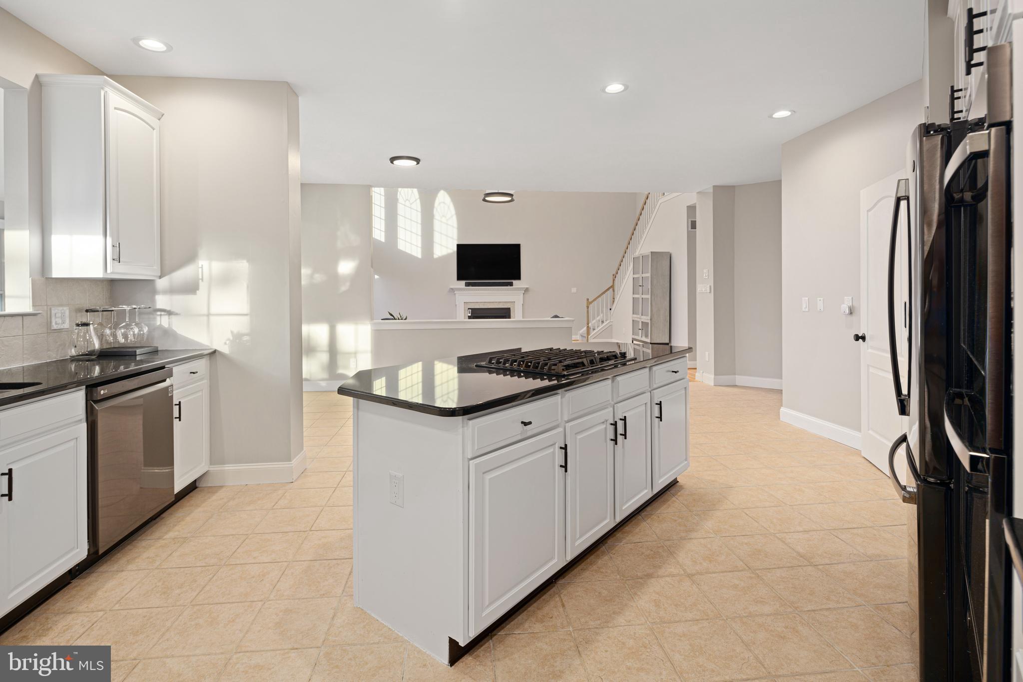 RIVERCREST - Residential