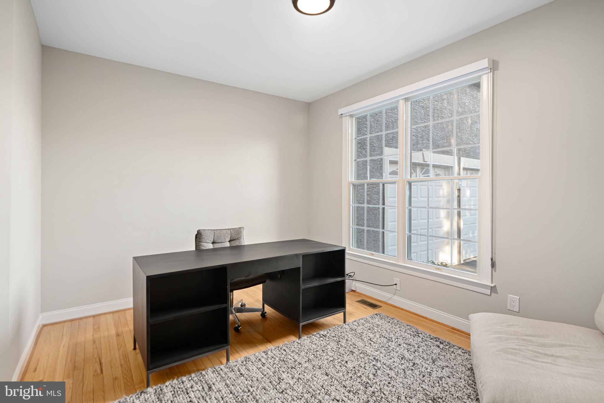 RIVERCREST - Residential