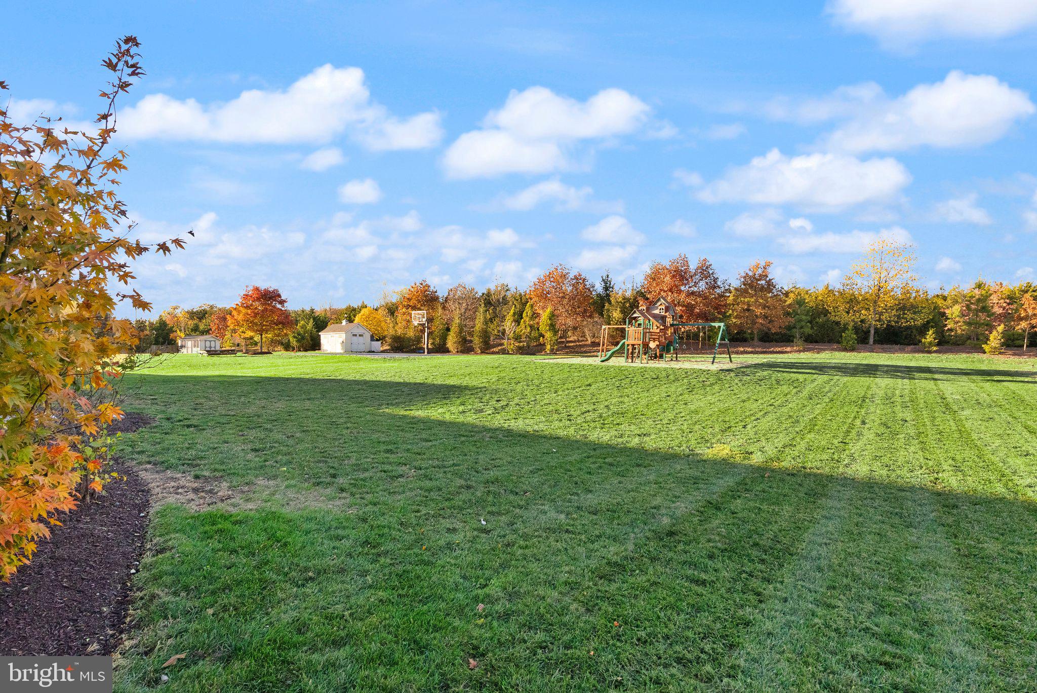 BRIARFIELD ESTATES - Residential