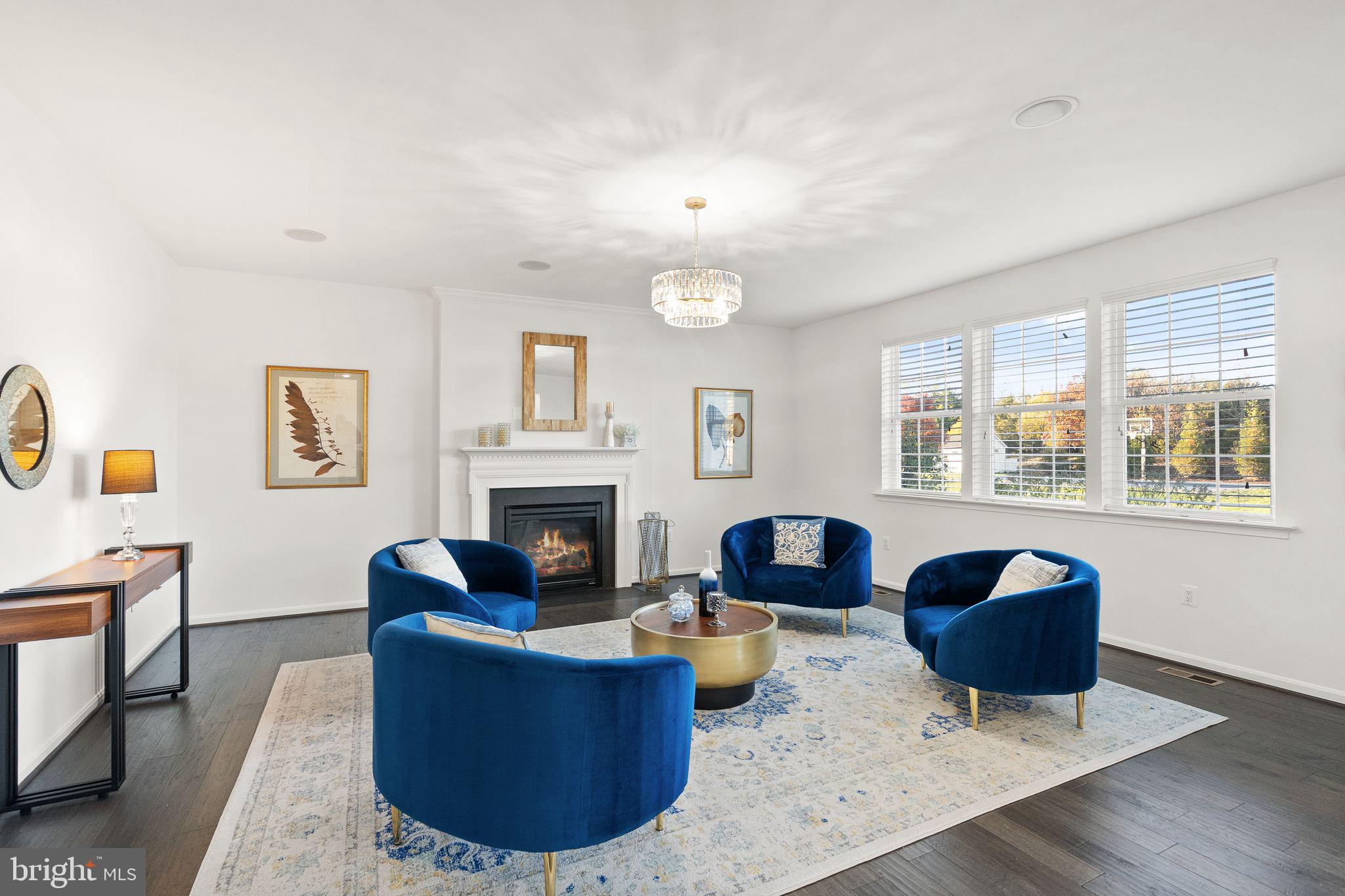 BRIARFIELD ESTATES - Residential