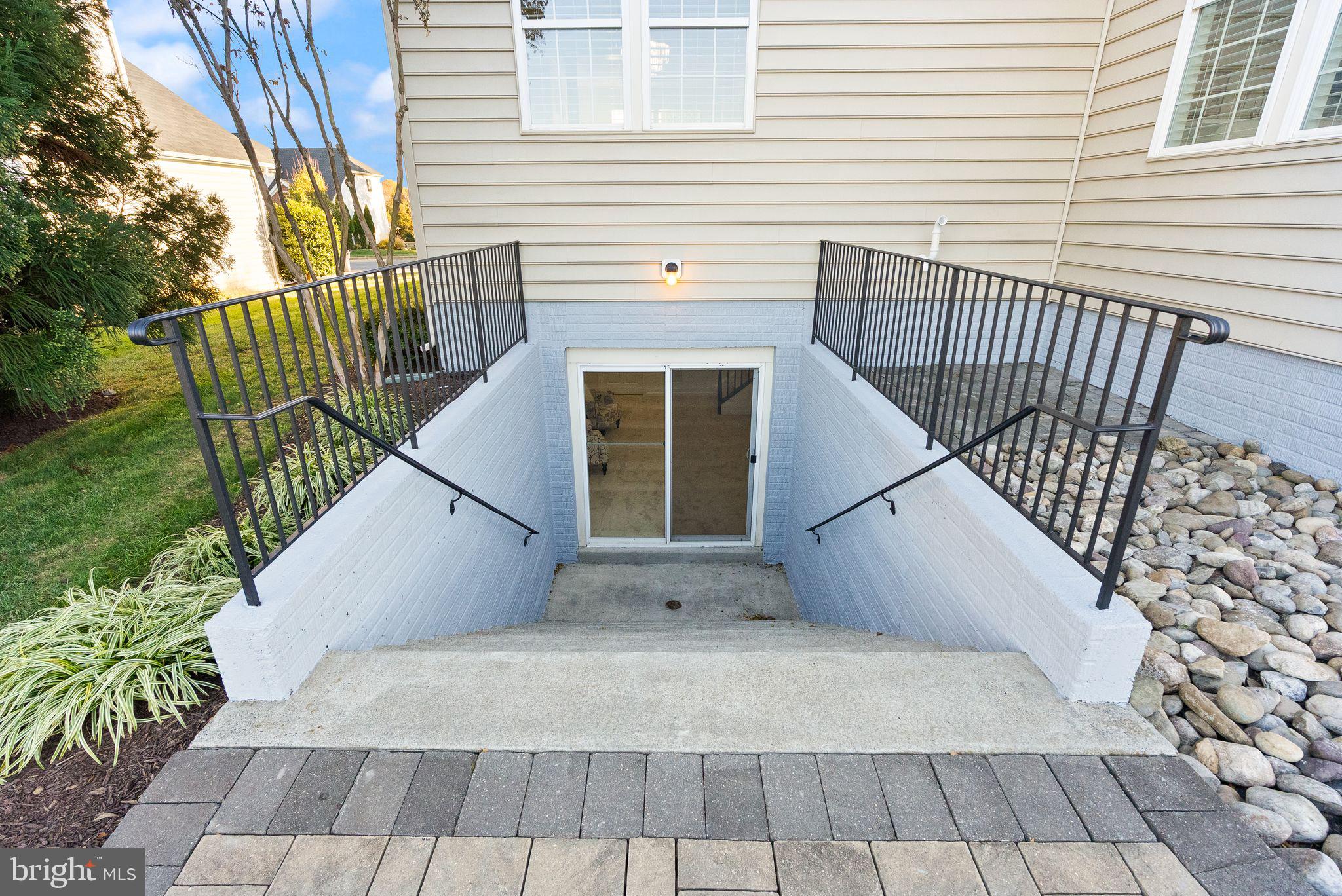 BRIARFIELD ESTATES - Residential