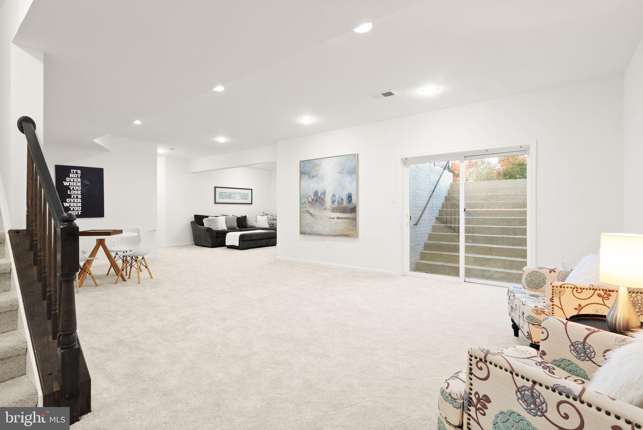 BRIARFIELD ESTATES - Residential