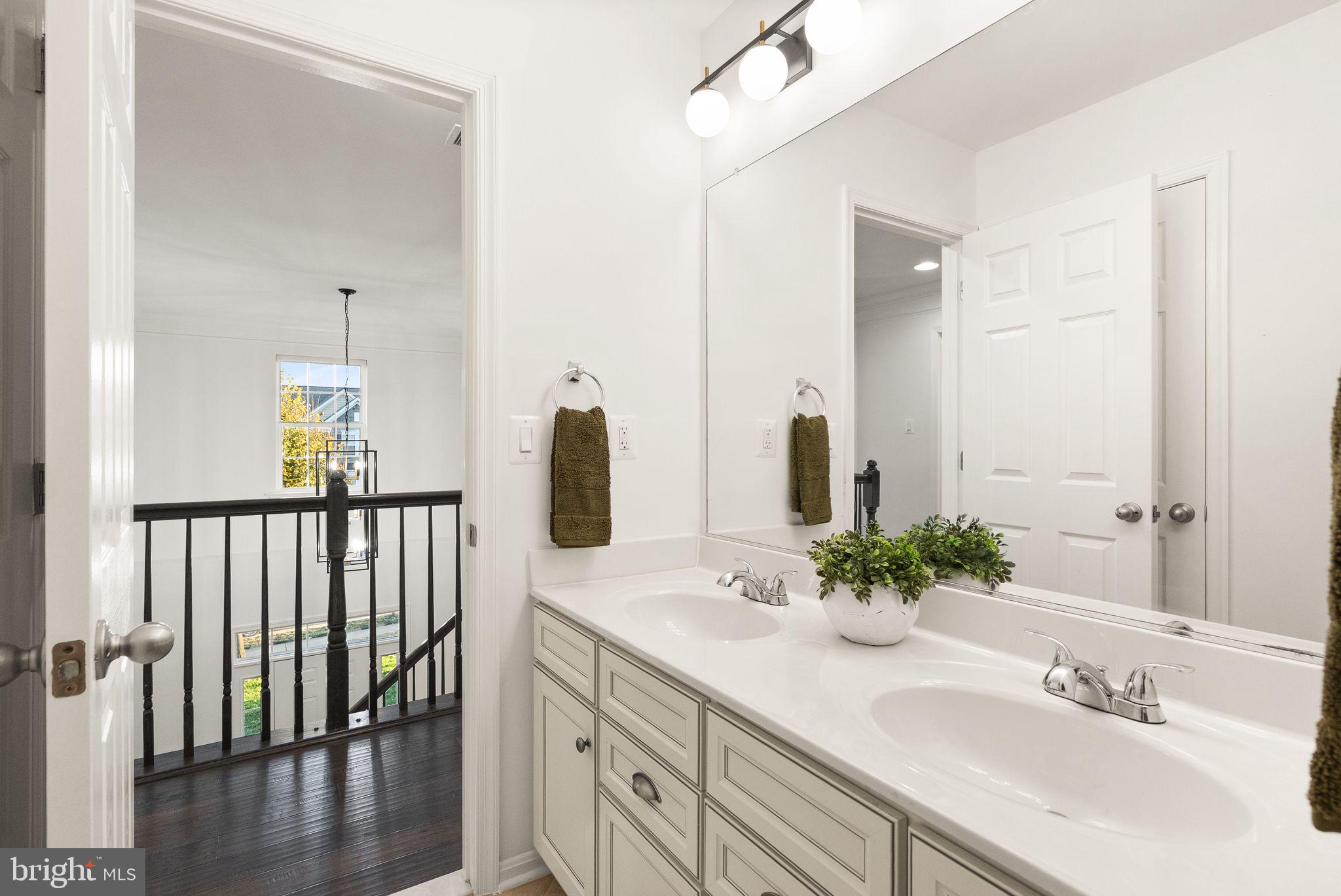 BRIARFIELD ESTATES - Residential