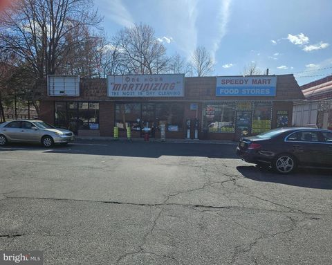 Photo of 1085 Parkway Avenue, EWING, NJ 08628 (MLS # NJME2056330)