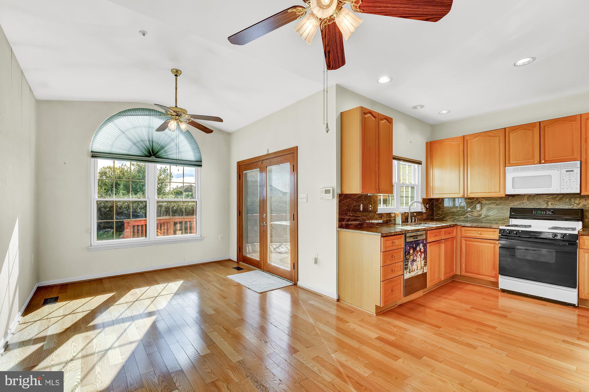 TUSCARORA KNOLLS - Residential