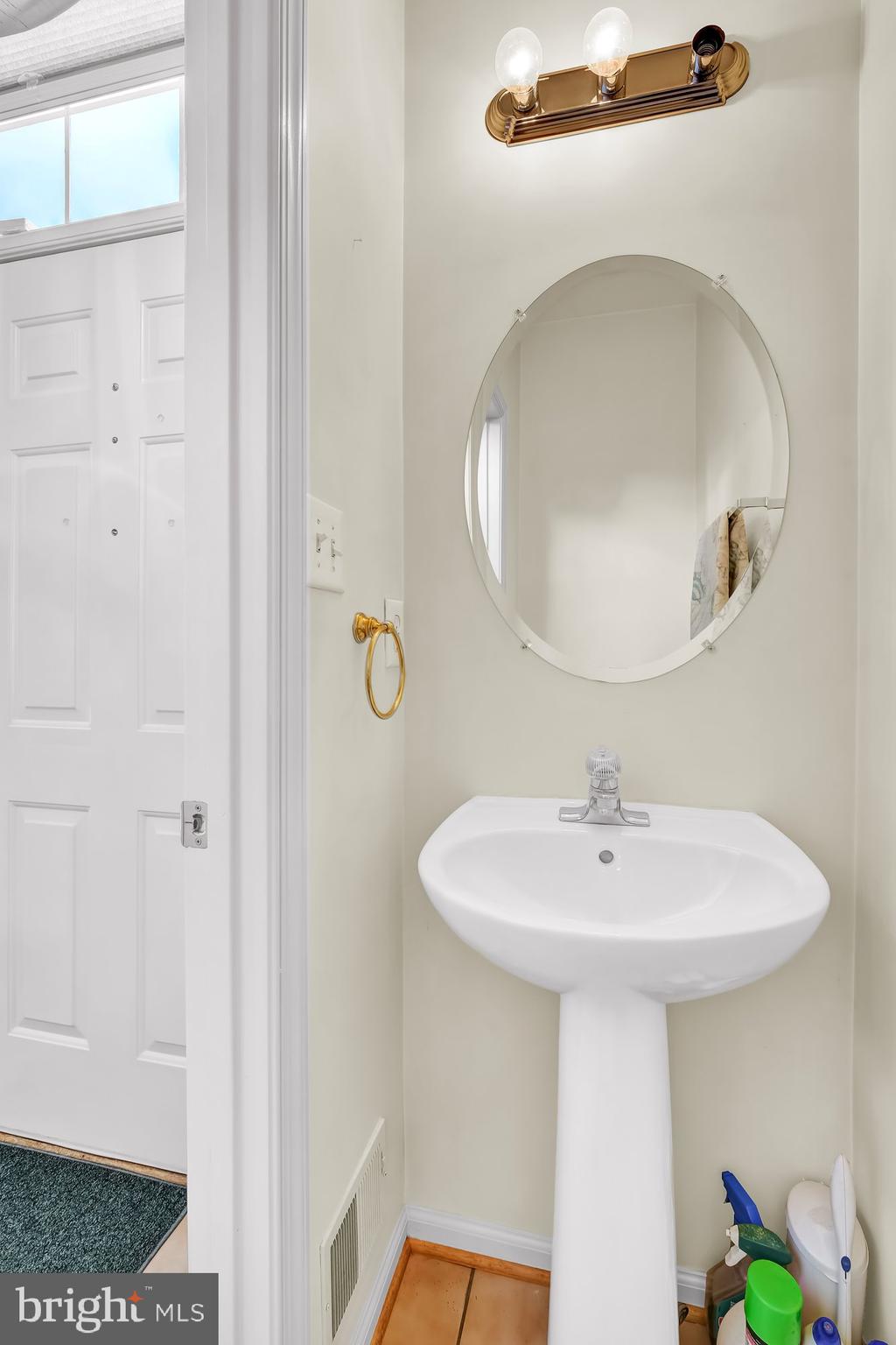 TUSCARORA KNOLLS - Residential