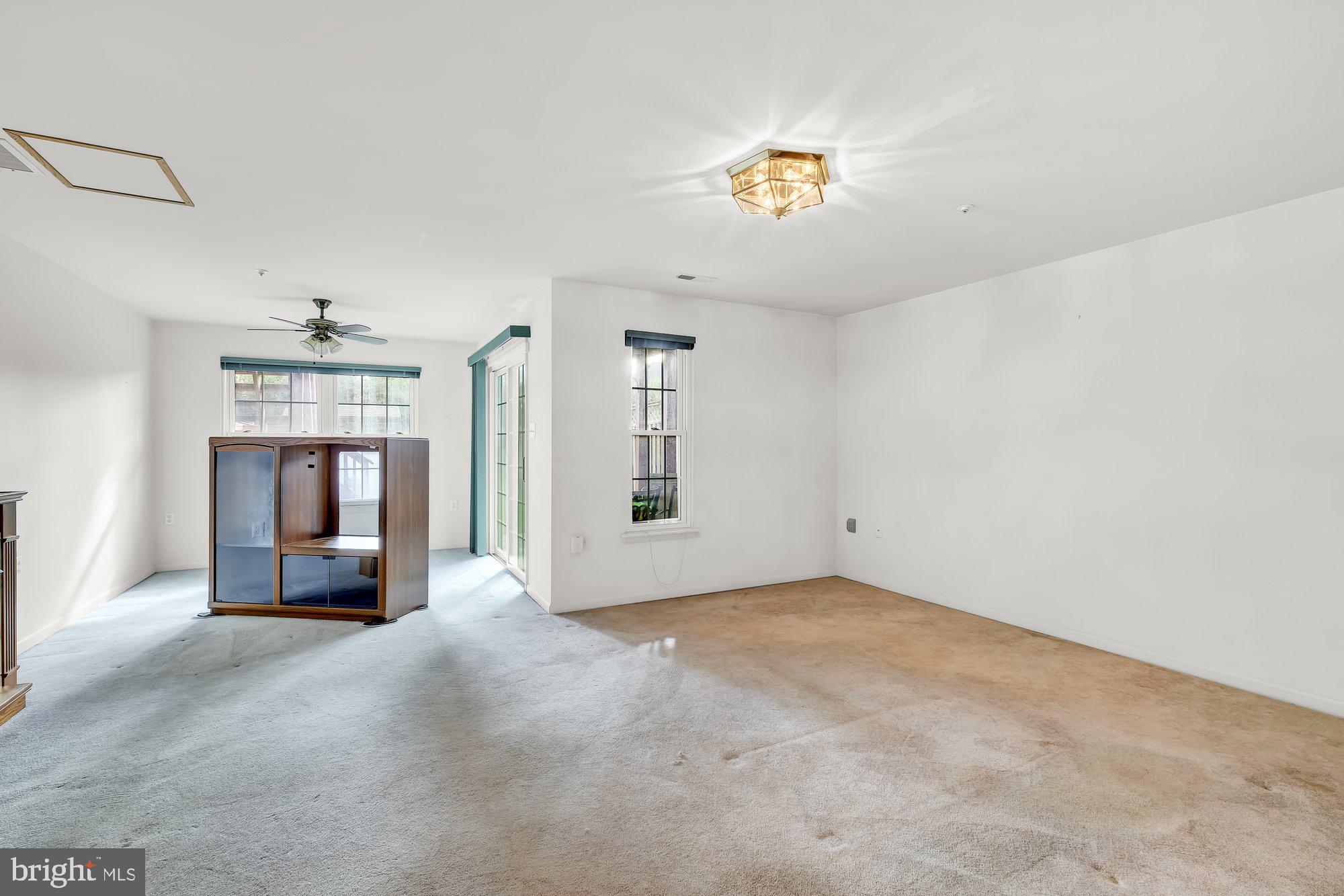 TUSCARORA KNOLLS - Residential